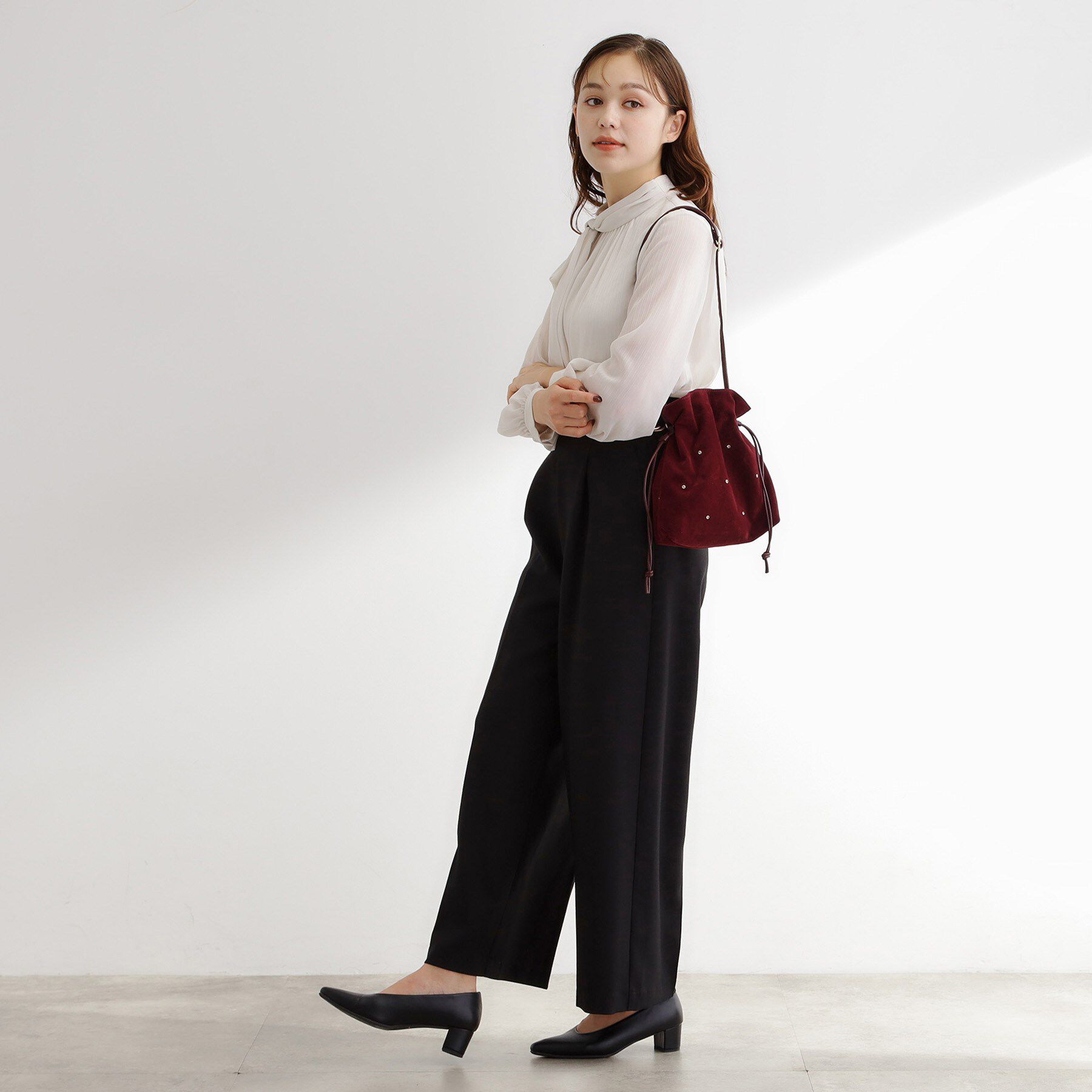 grove「スタッズスエード調巾着ショルダー」|ショルダー・メッセンジャー|