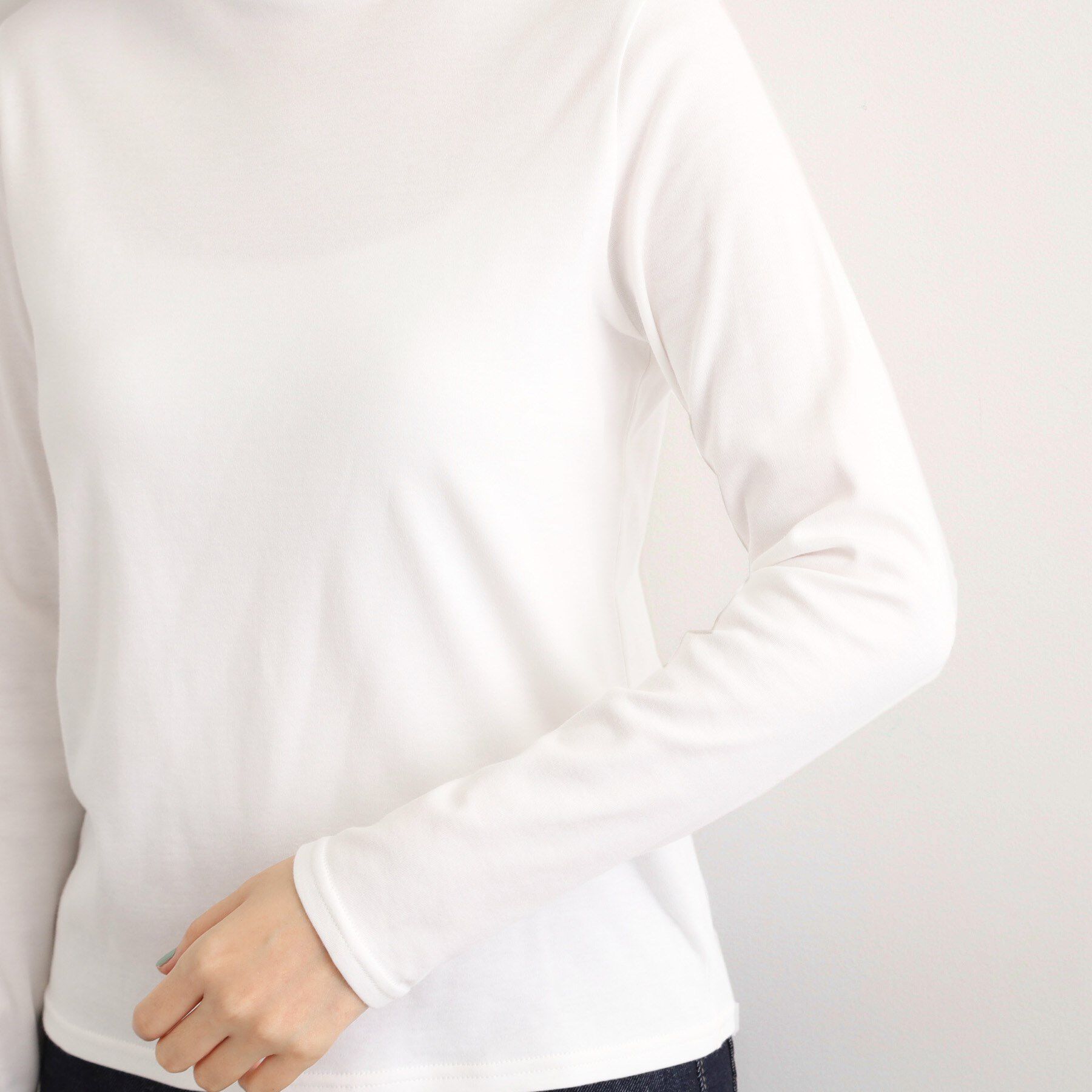 grove「【吸湿発熱】秋冬のレイヤードを格上げ　コットンハイネックプルオーバー」|Tシャツ・カットソー|