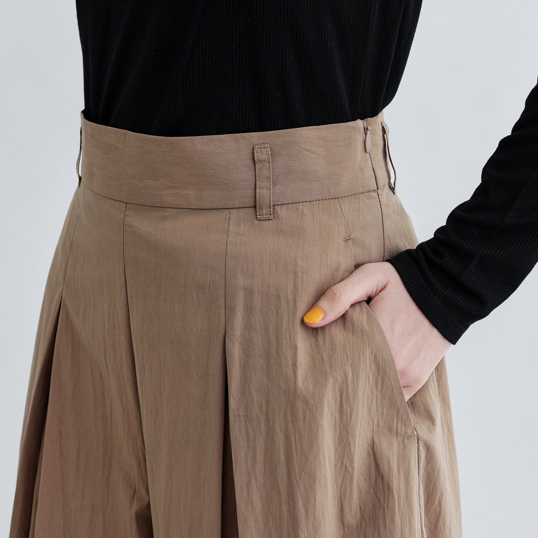 GALLEST「【セットアップ可能】ペーパーライクタックフレアパンツ」|その他|