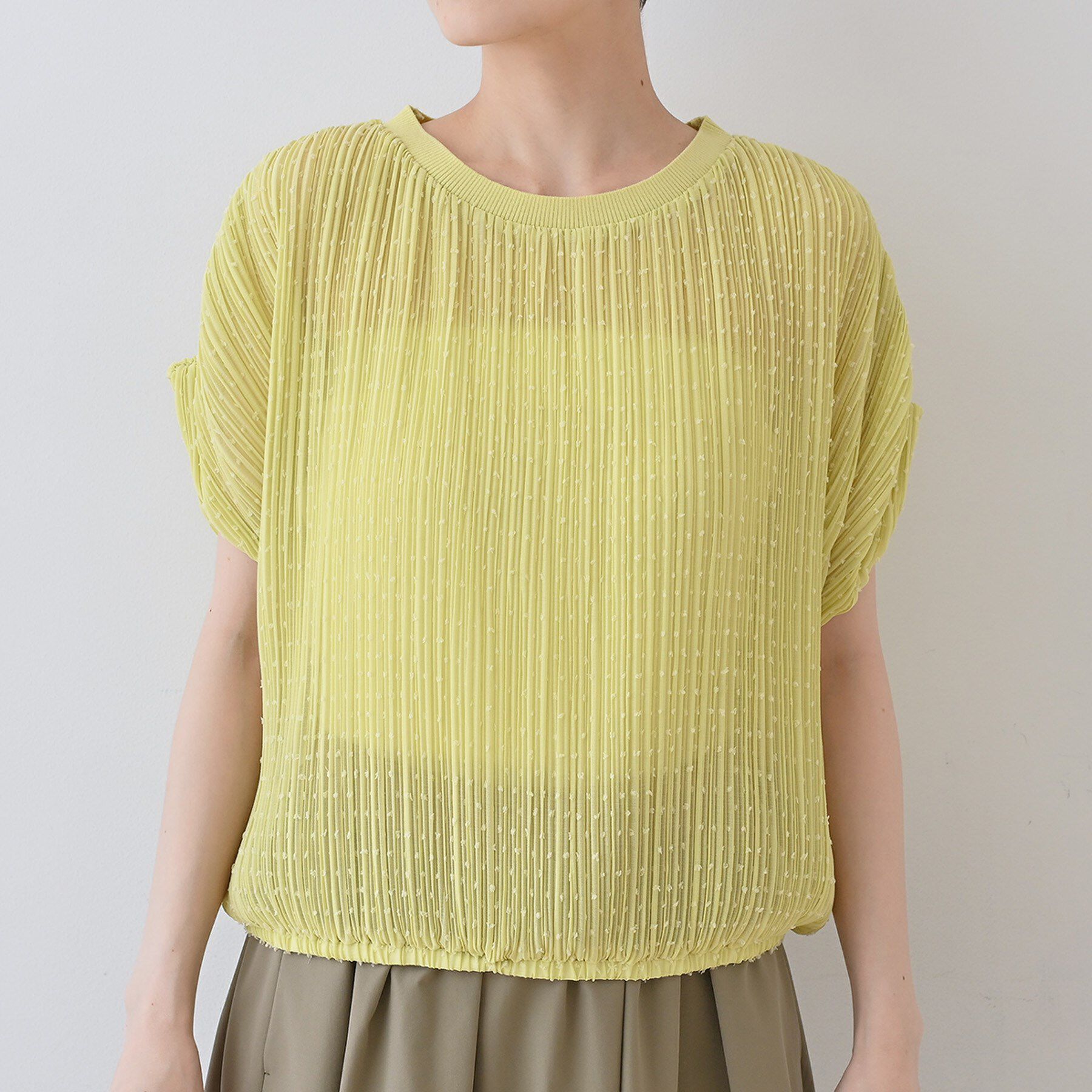 INDIVI「【洗える／ドット柄／凹凸素材】プリーツデザインブラウス」|シャツ・ブラウス|