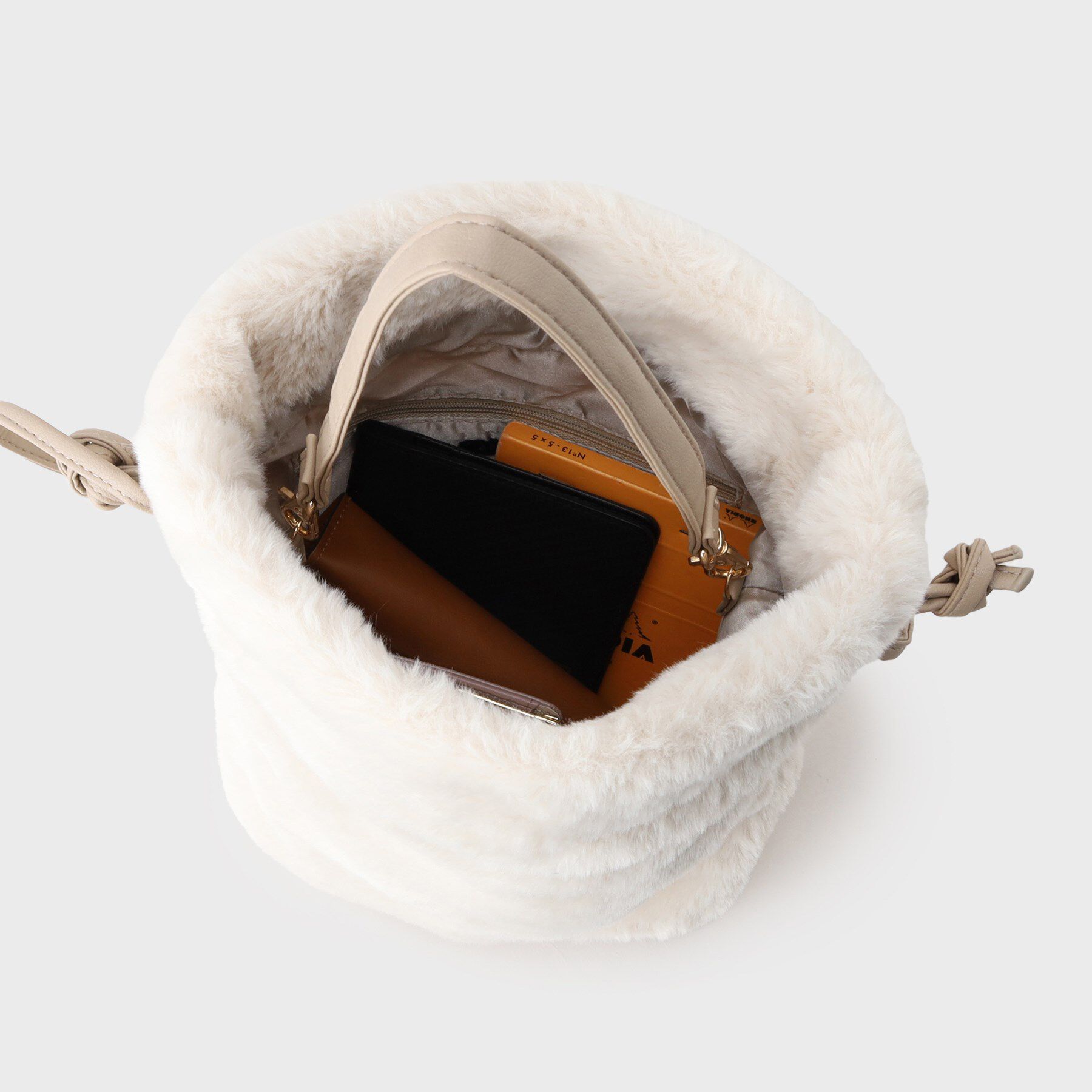 GALLEST「2Wayフェイクファーショルダーバッグ」|ショルダー・メッセンジャー|