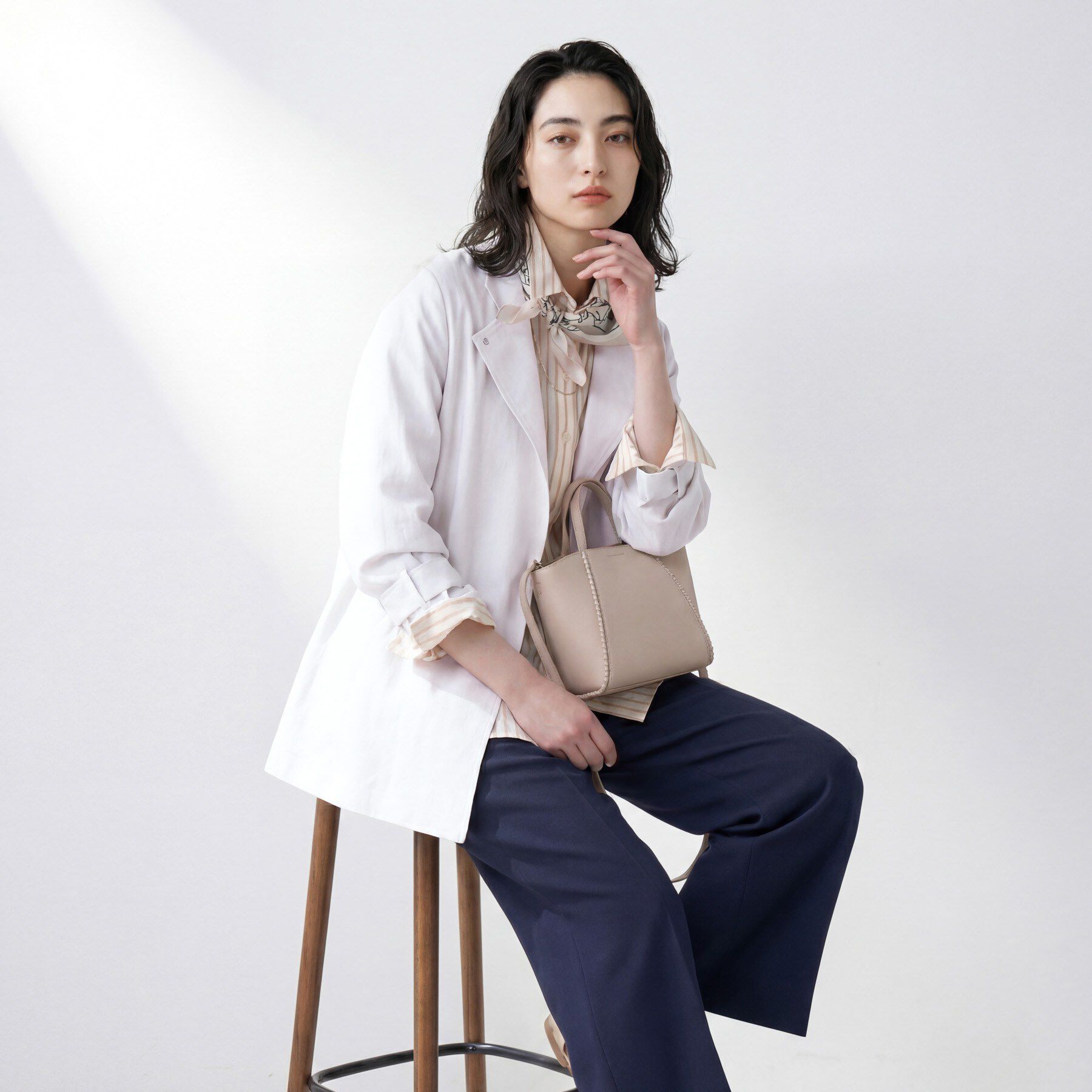 INDIVI「【撥水/軽量】ミドル丈 ミニマルトレンチコート」|トレンチコート|