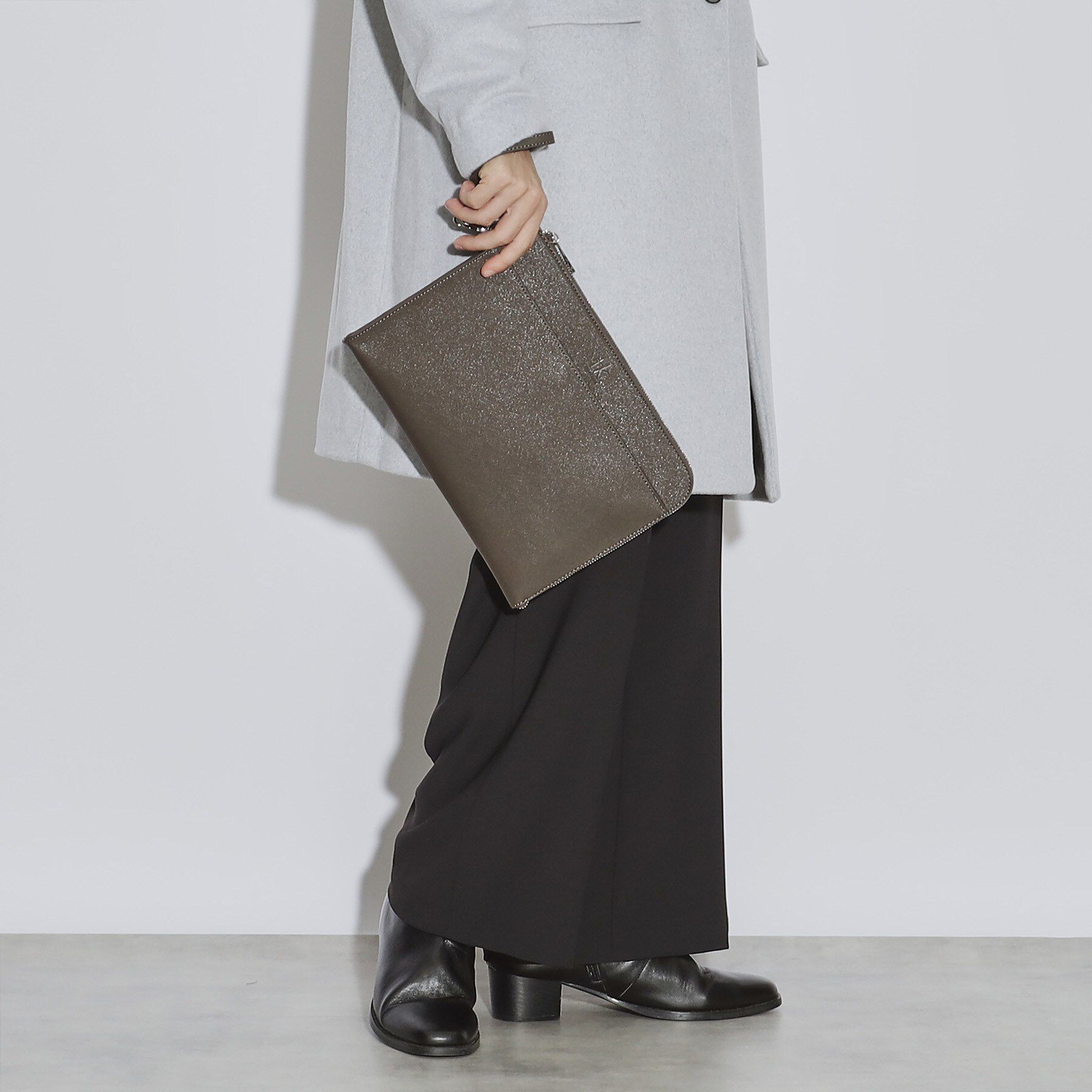 tk.TAKEO KIKUCHI「レザー調ジップクラッチバッグ」|クラッチバッグ|