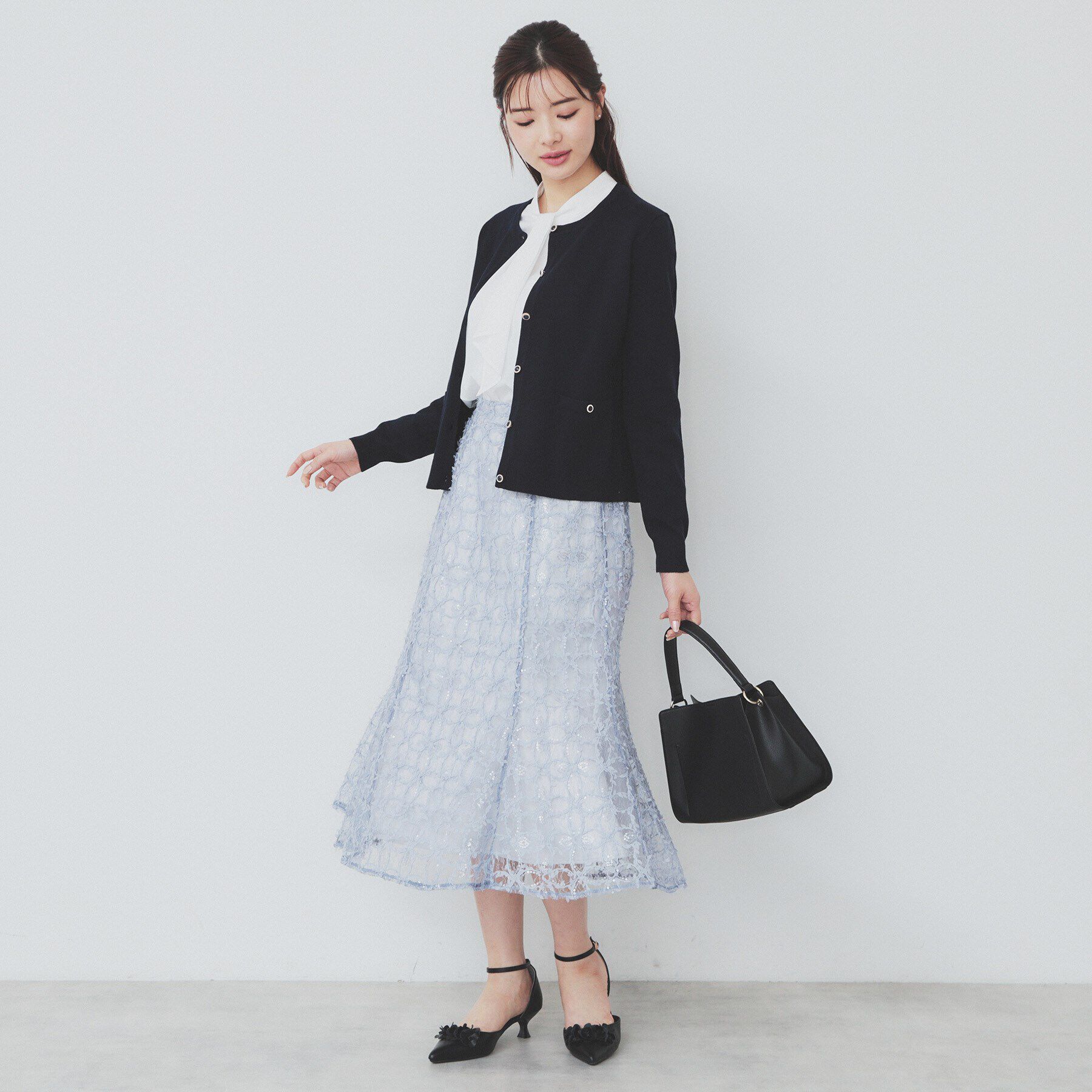 index「《5color》ポケットデザイン付きクルーネックカーディガン【洗濯機洗い可】」|カーディガン|