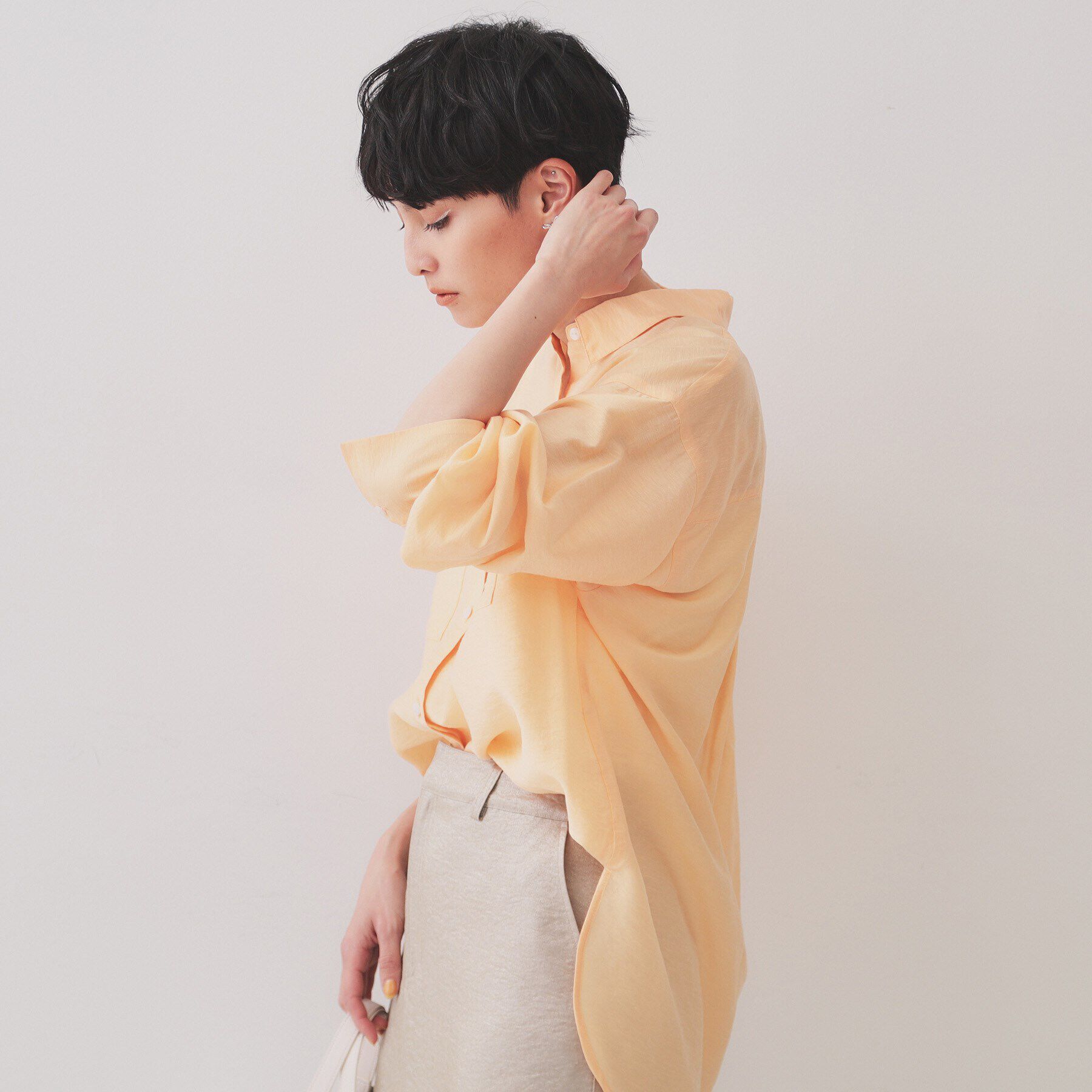 OPAQUE.CLIP「《andGIRL掲載》麻混シアーダブルポケットシャツ【洗濯機洗い可】」|シャツ・ブラウス|