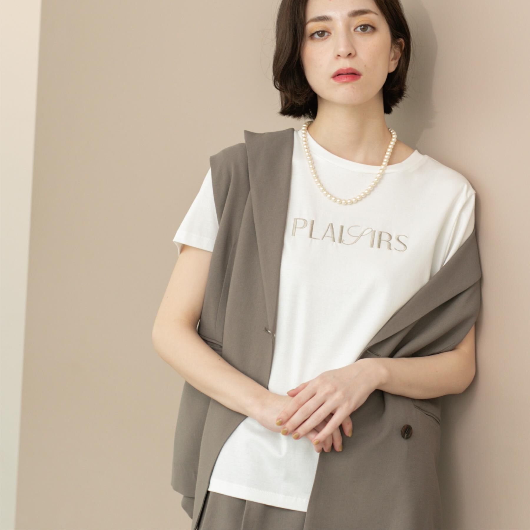 OPAQUE.CLIP「刺繍＆スパンコールロゴTシャツ【洗濯機洗い可】」|Tシャツ・カットソー|