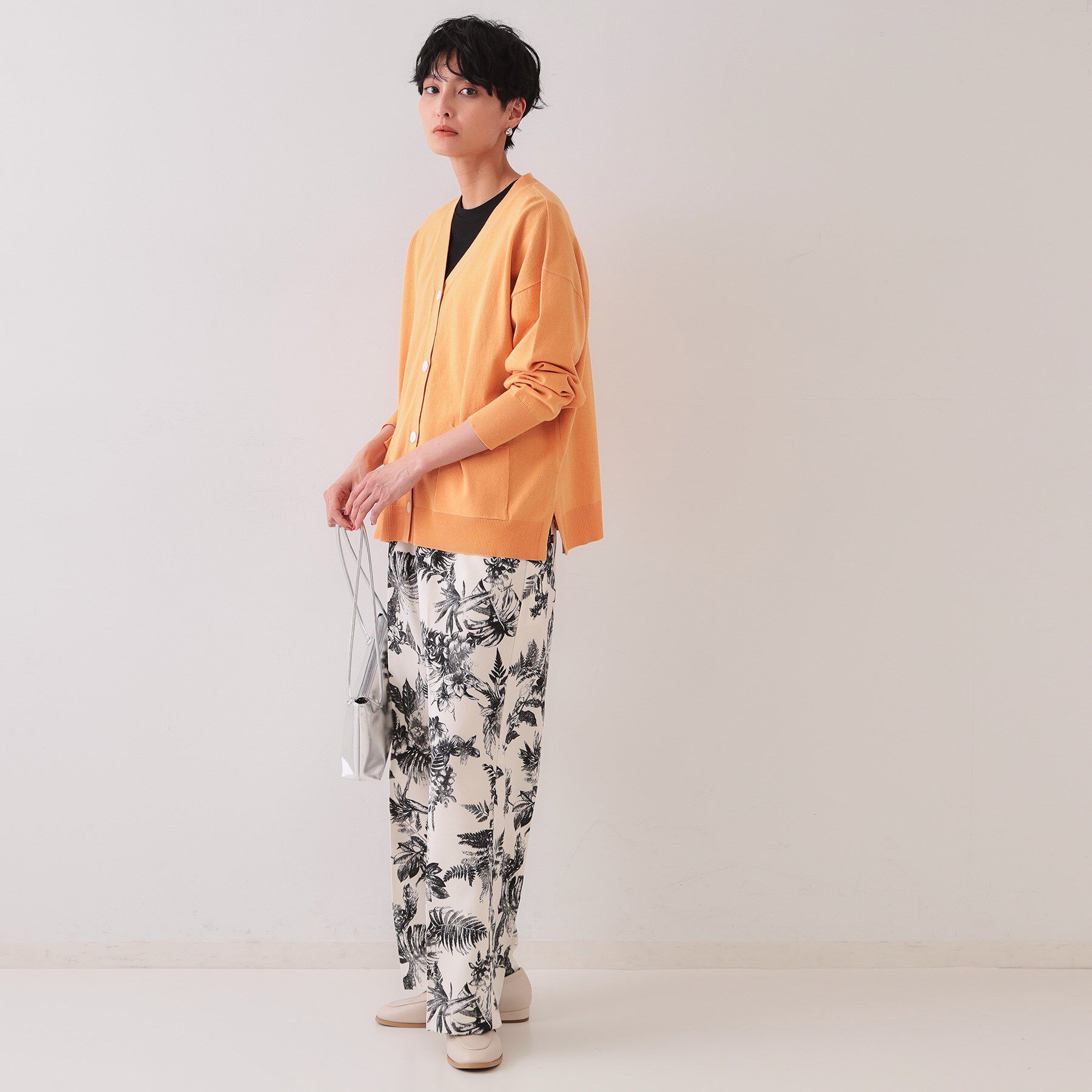 OPAQUE.CLIP「ワイドVネックニットカーディガン【洗濯機洗い可】」|カーディガン|