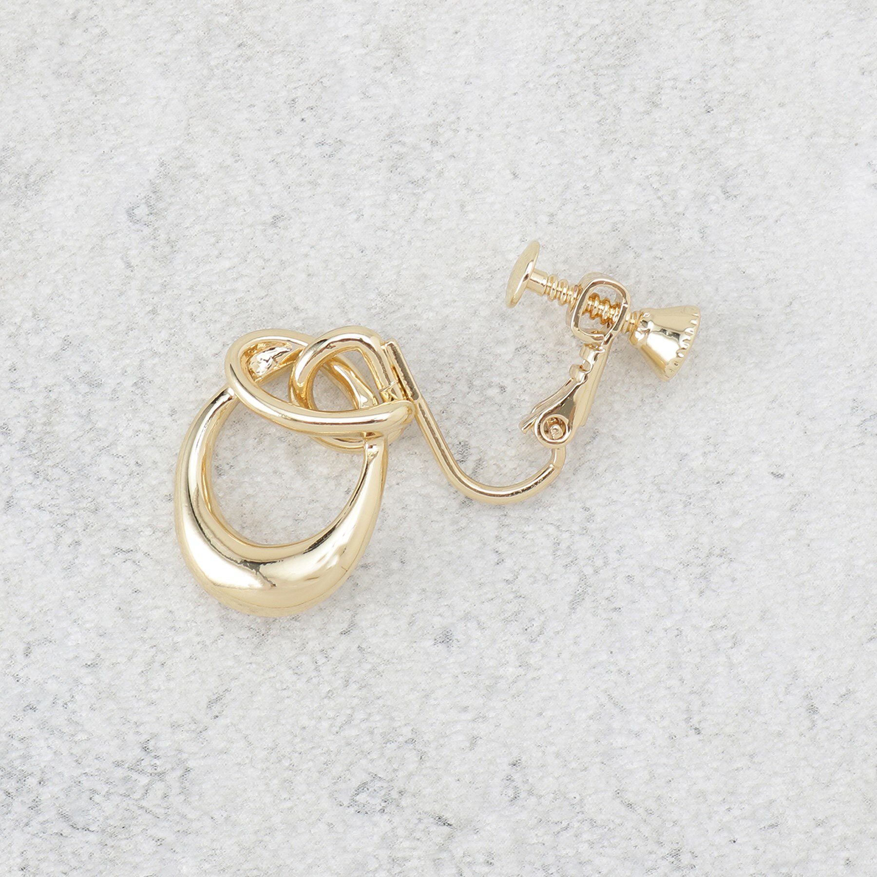 OPAQUE.CLIP「メタルノットイヤリング」|イヤリング|