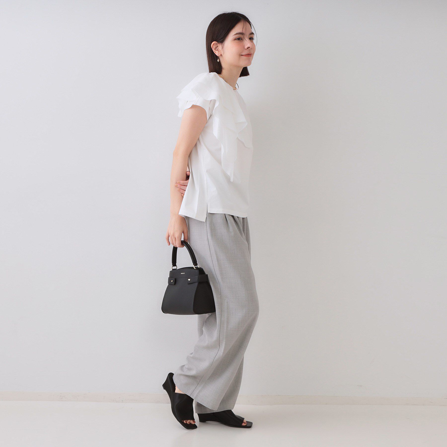 OPAQUE.CLIP「ショルダーフリルドッキングカットソー【洗濯機洗い可】」|Tシャツ・カットソー|