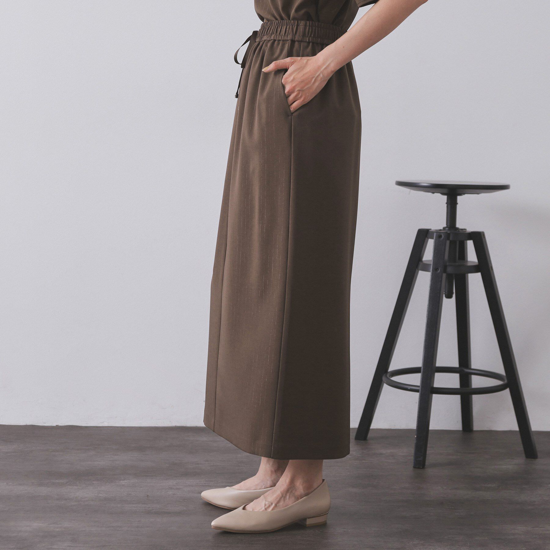 OPAQUE.CLIP「ラメストライプイージーナロースカート/セットアップ可【洗濯機洗い可/防シワ/吸水速乾】」|スカート|