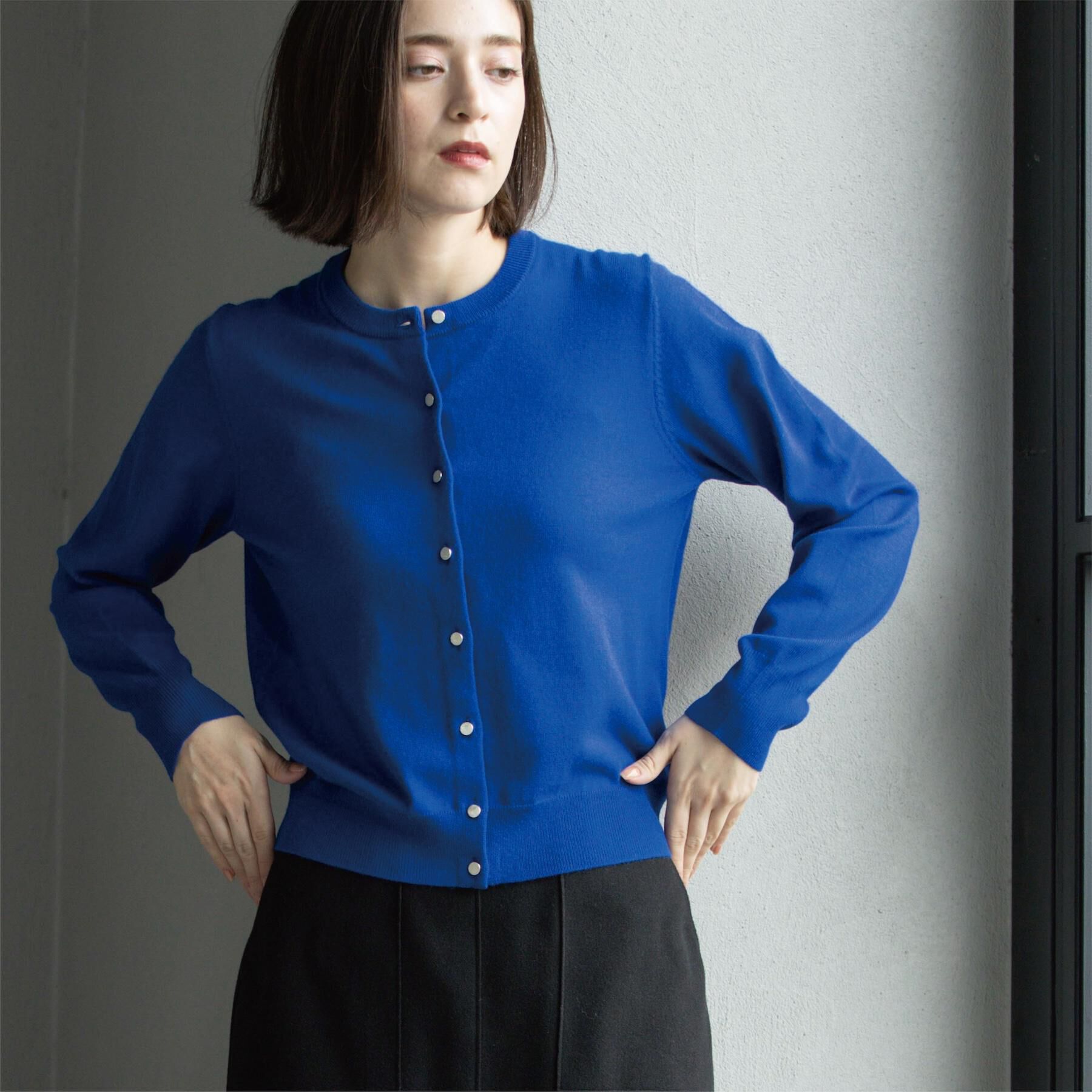OPAQUE.CLIP「クルーニットカーディガン/エクストラファインメリノウール【THEシリーズ/洗濯機OK】」|カーディガン|ブルー(893)