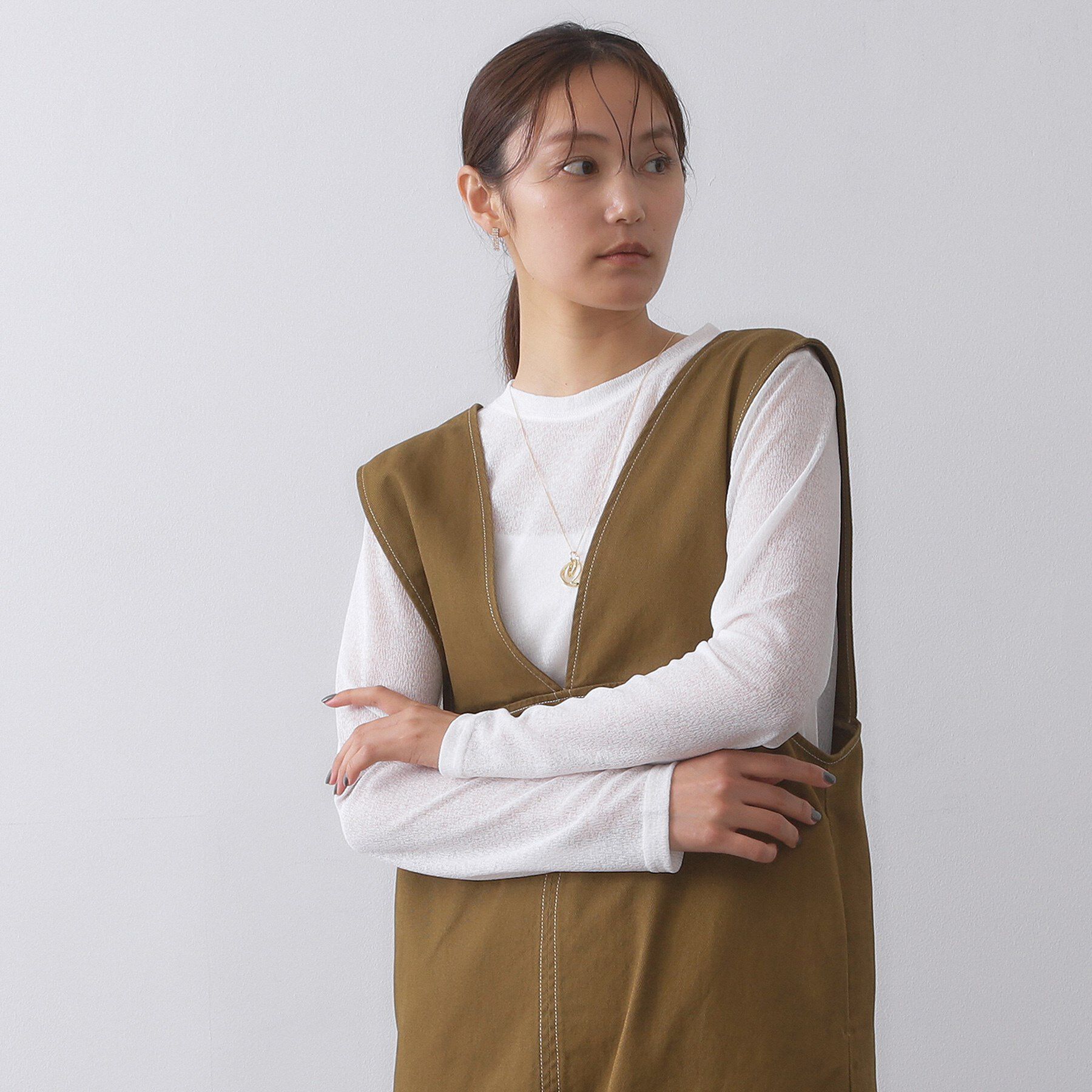 OPAQUE.CLIP「シアーラウンドネックカットソー【洗濯機洗い可】」|Tシャツ・カットソー|ホワイト(001)