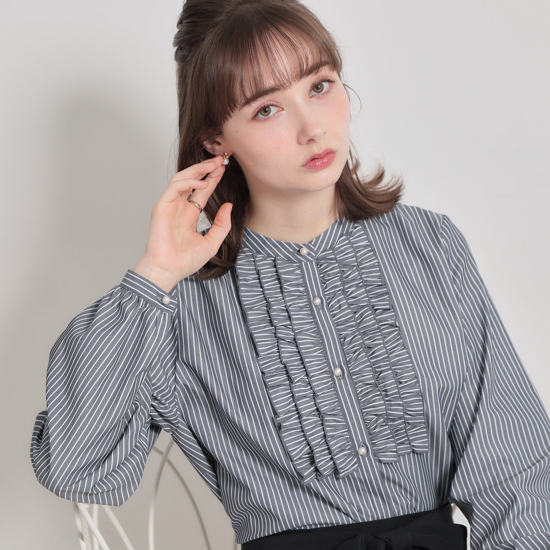 Couture broach「【通勤・着映え】ストライプ フリルブラウス」|シャツ・ブラウス|