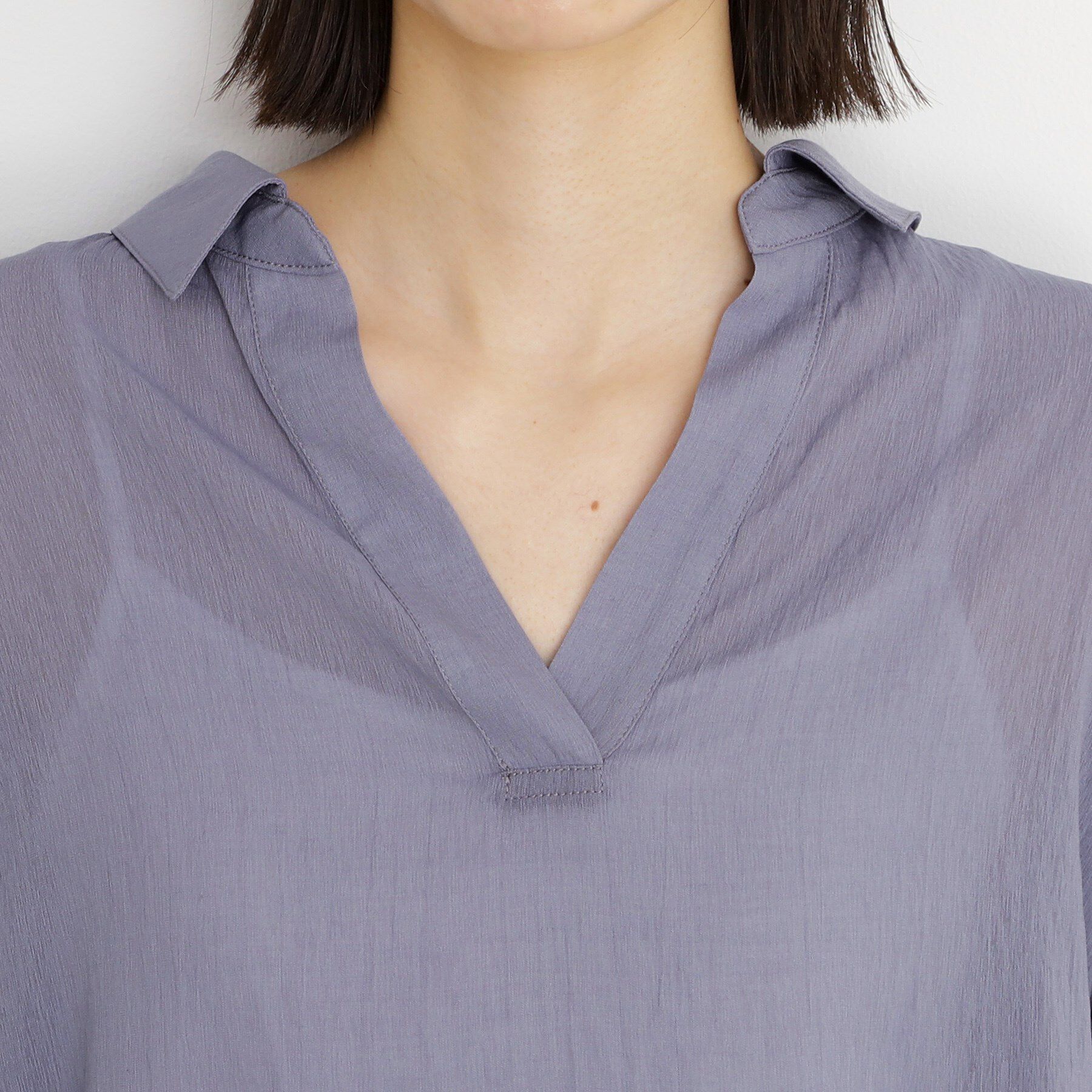 THE SHOP TK「後ろギャザーシアーシャツ【体型カバー／洗える】」|シャツ・ブラウス|