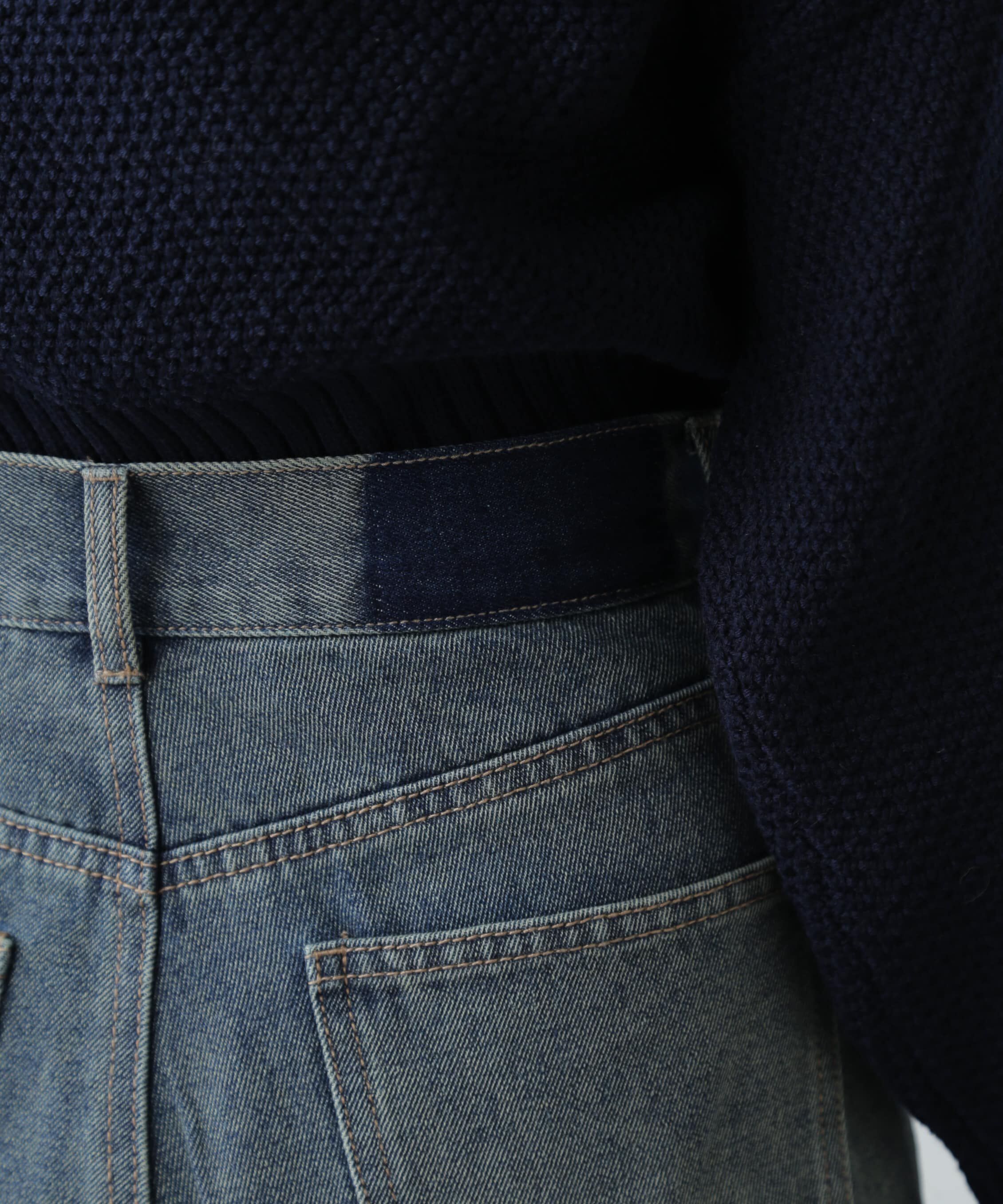  「センターシームストレートデニム」|その他|