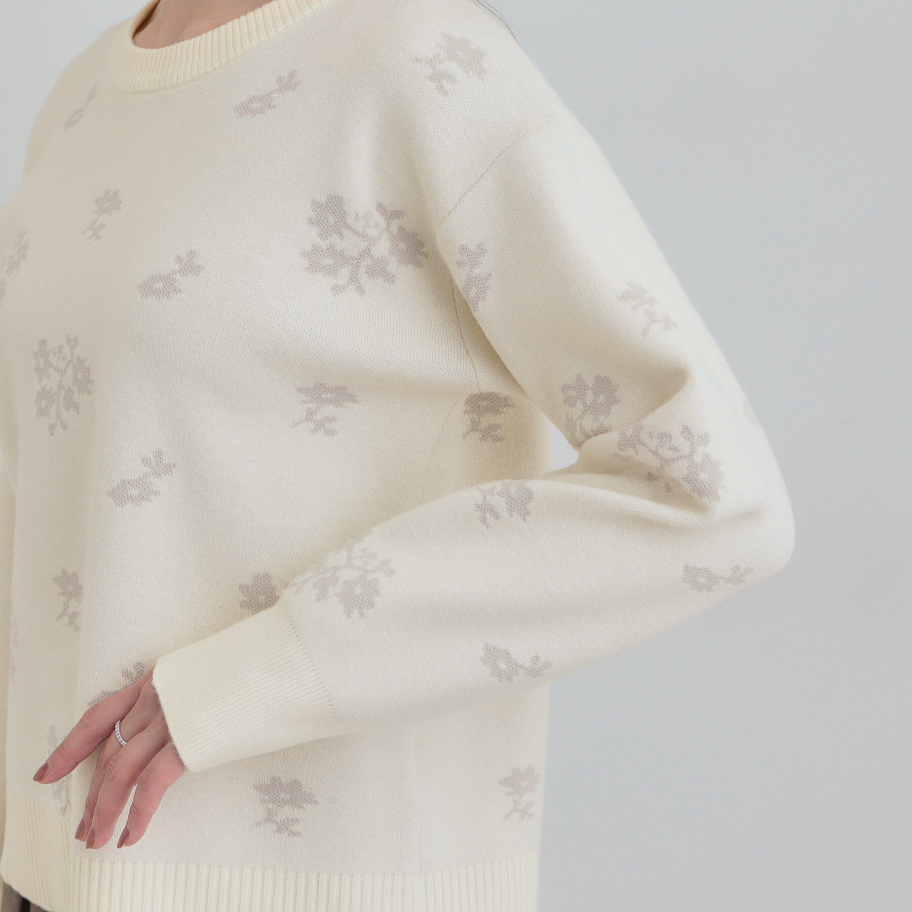 SHOO･LA･RUE「【S-LL】大人上品な レトロフラワーニット」|ニット・セーター|