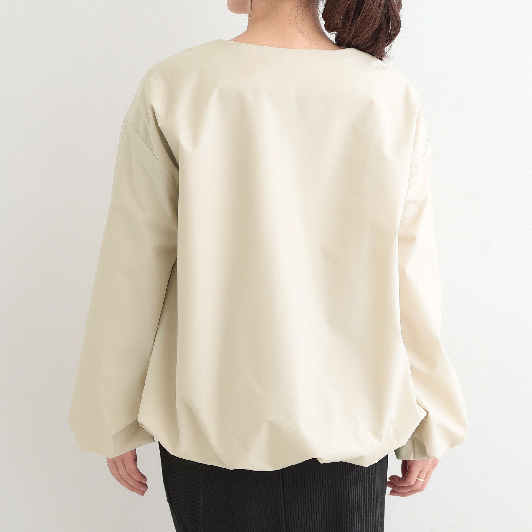 SHOO･LA･RUE「【防風/撥水/S-LL】ぽわんと大人かわいい　Vネックバルーンブルゾン」|ブルゾン・スタジャン|