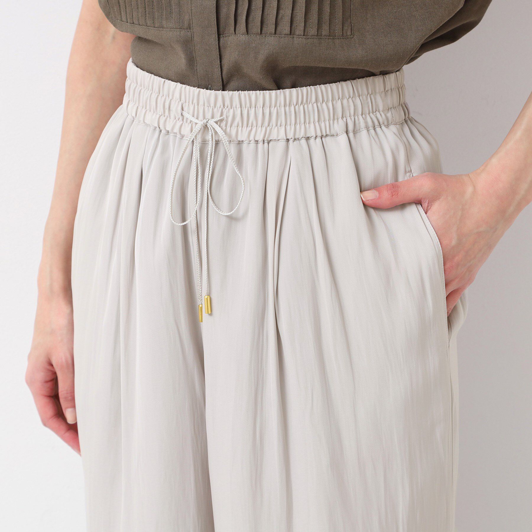 Dessin「【ウエストゴム・洗える】サテンワイドパンツ」|その他|