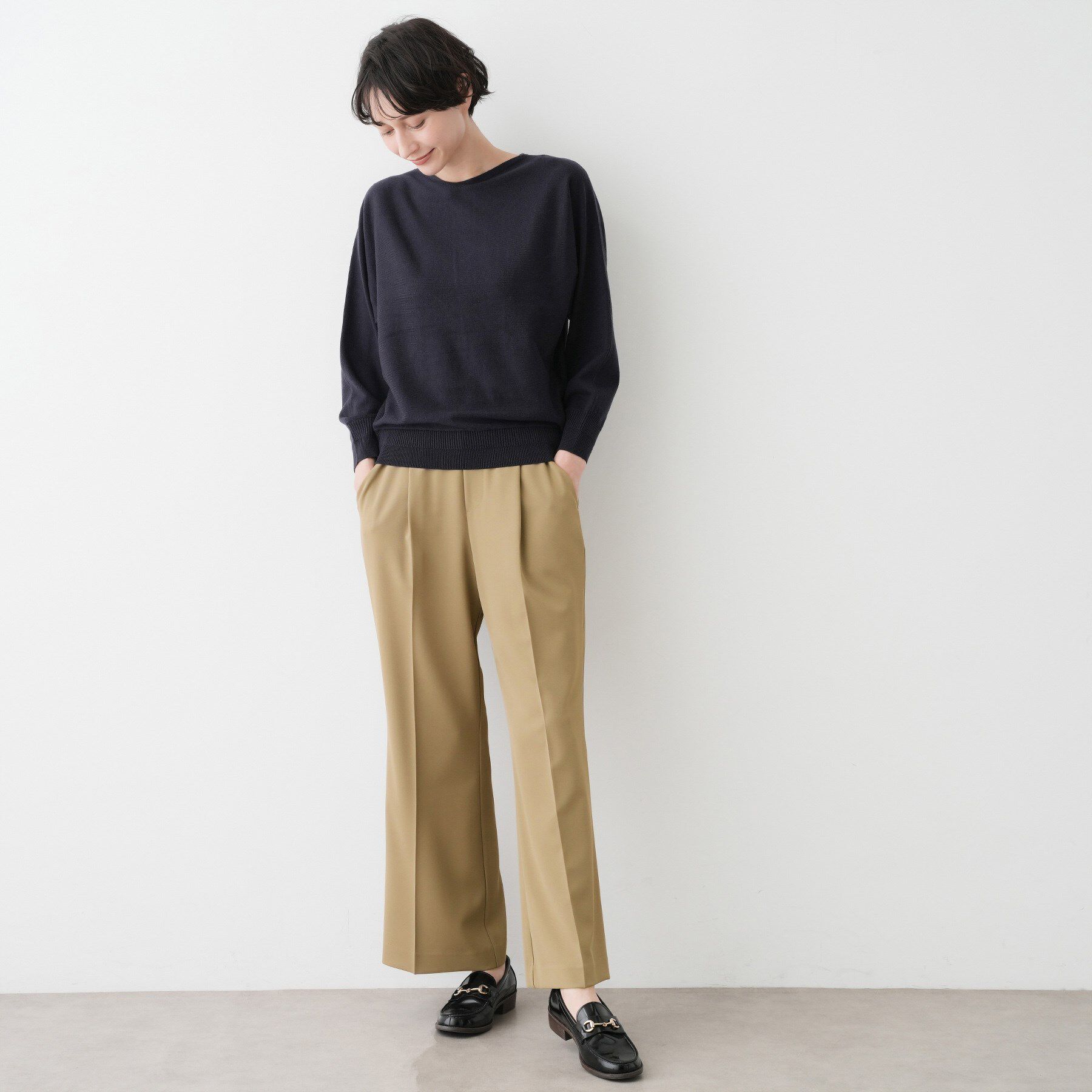 Dessin「【洗える】マットドレープニーハイフレアパンツ」|その他|