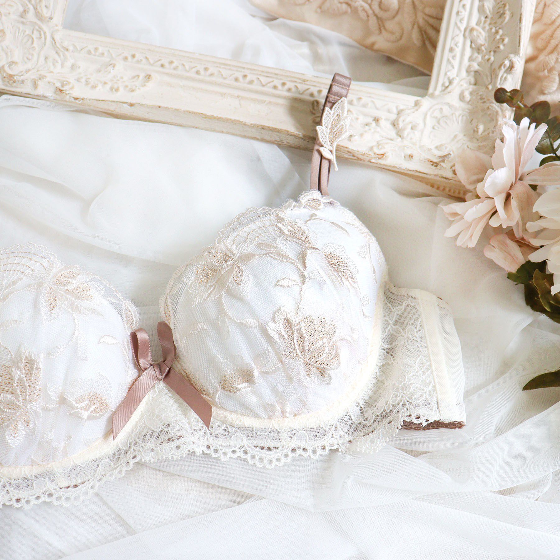 Risa Magli「エレノア ブラジャー （G-H） ＜バストアップタイプ＞」|インナー|