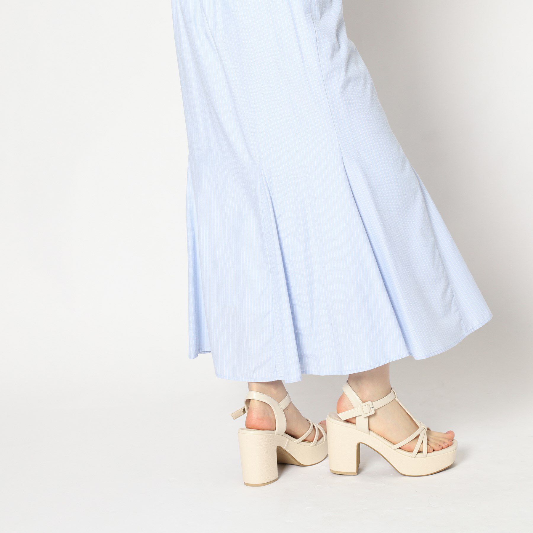 ESPERANZA「Tストラップミニバックルサンダル」|サンダル|