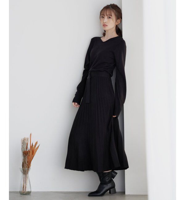 IKKA LOUNGE「フィット＆フレアニットプリーツワンピース」|その他|