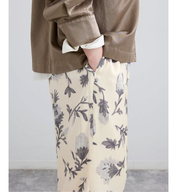 IENA「Deveauxボタニカルフラワープリントパンツ」|その他|