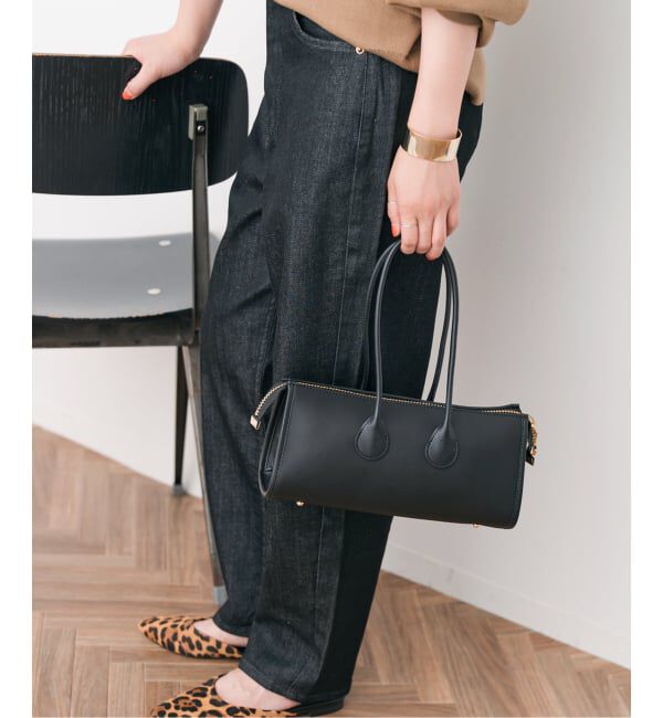 Spick and Span「A / アー HACKNEY24 ツツ」|ハンドバッグ|ブラック