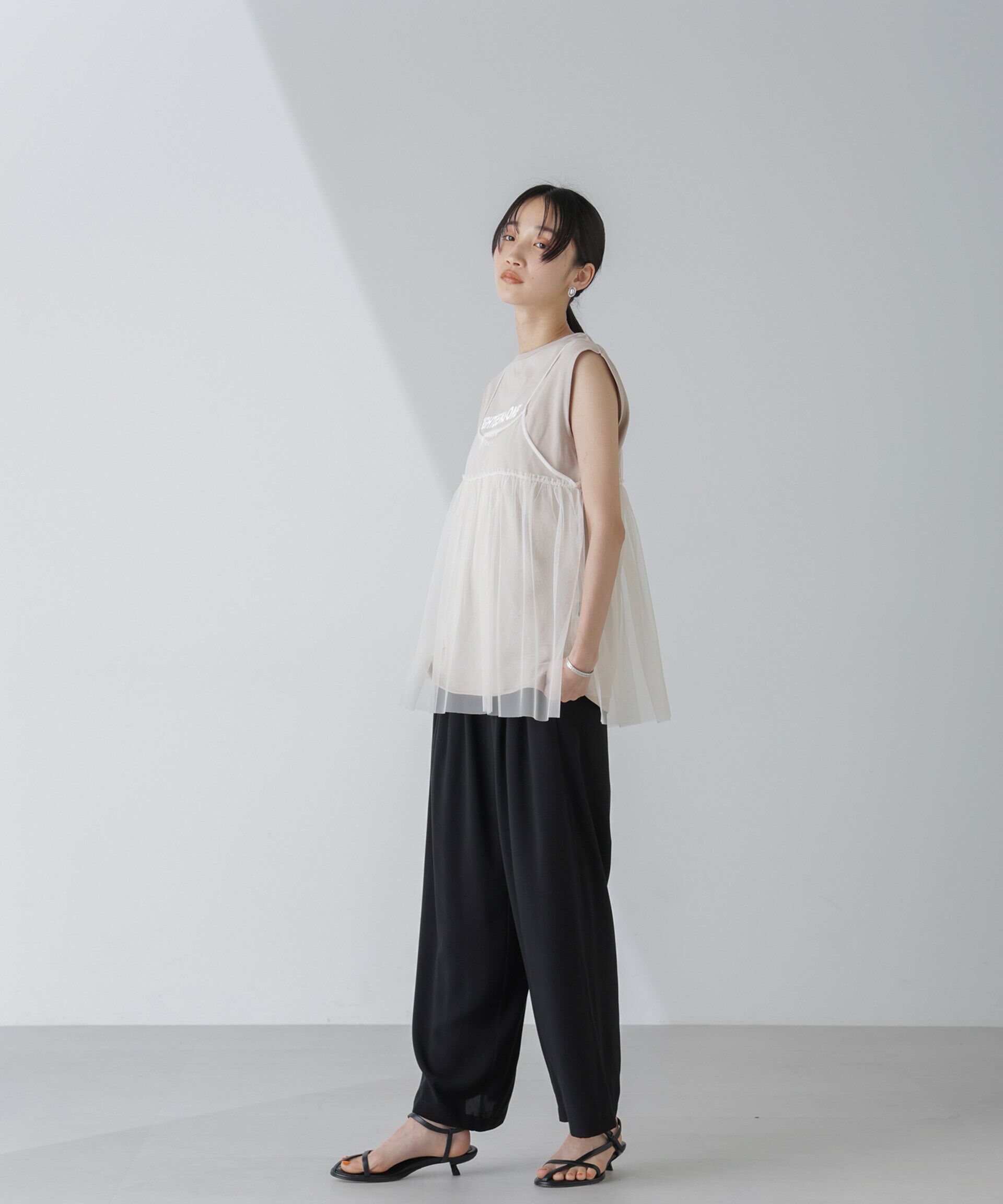 nano･universe「ノースリーブロゴプリントトップス」|Tシャツ・カットソー|