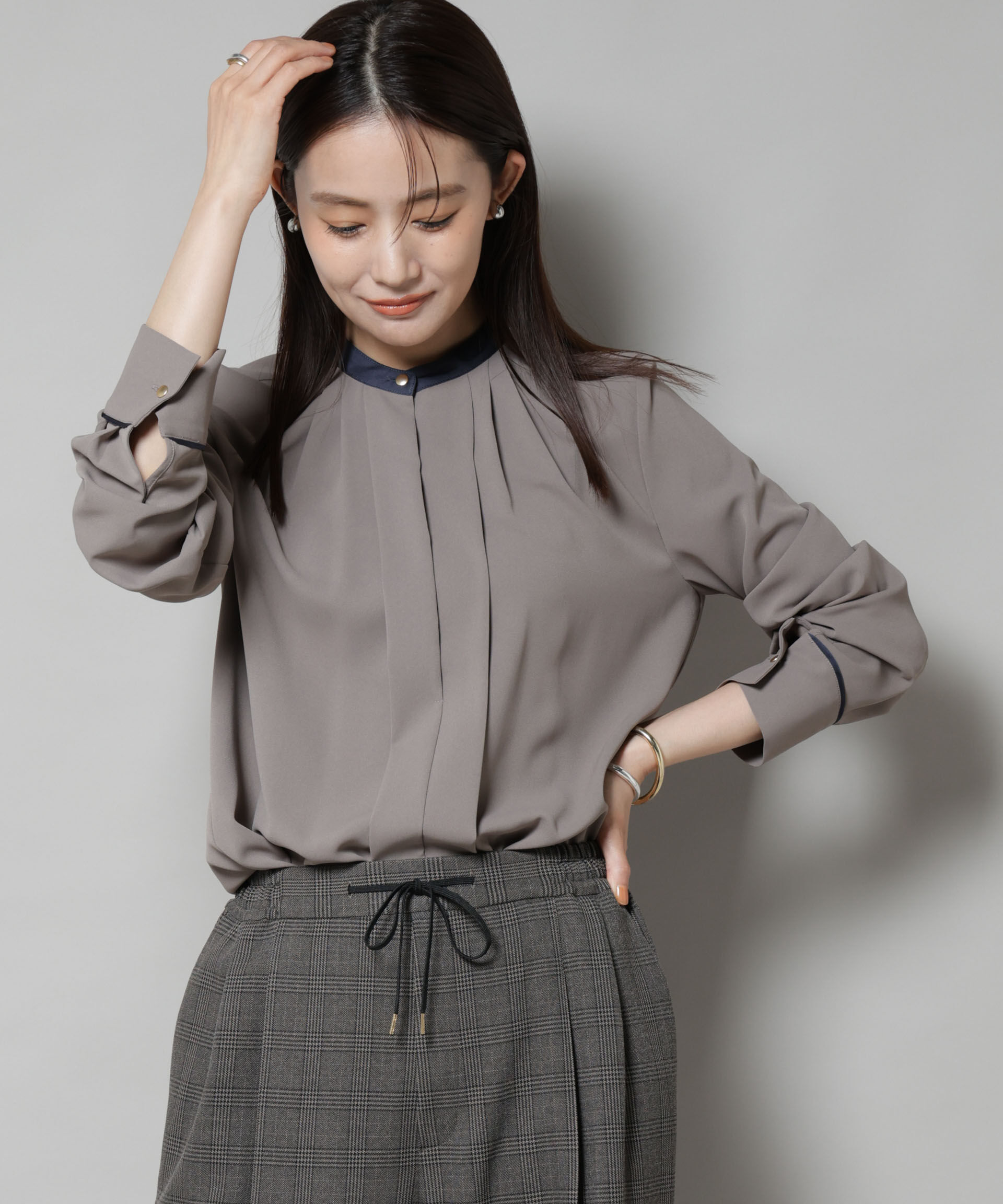 nano･universe「スタンドバイカラータックブラウス」|シャツ・ブラウス|