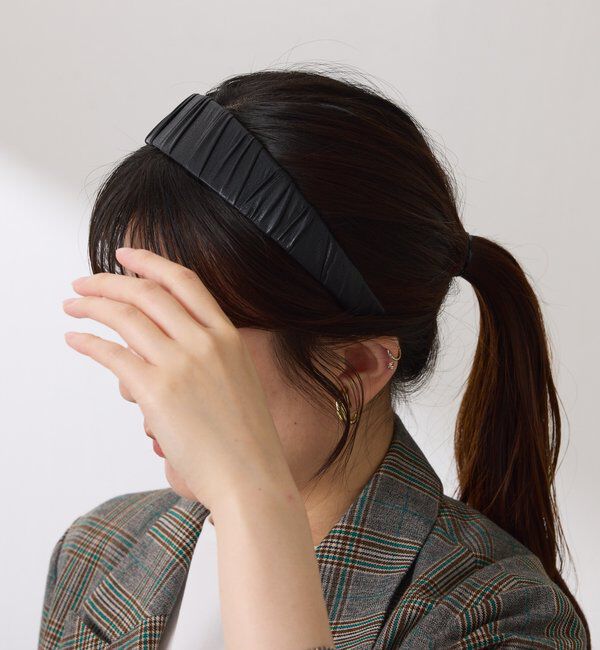  「【PAPILLONNER/パピヨネ】レザーライクカチューシャ」|リング|ブラック