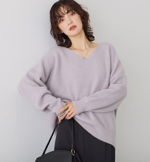  「【抜け感シルエット】ヘアリーウール片畦Vネックニット」|ニット・セーター|