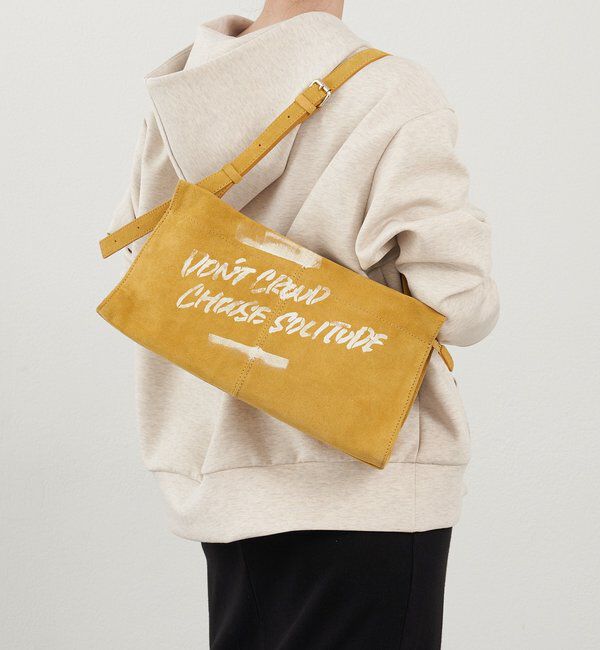  「ステンシルデザインスエードショルダーバッグ」|ショルダー・メッセンジャー|イエロー