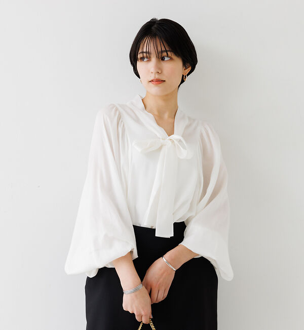 Rouge vif「とろみ素材 ギャザースリーブボウタイブラウス」|シャツ・ブラウス|