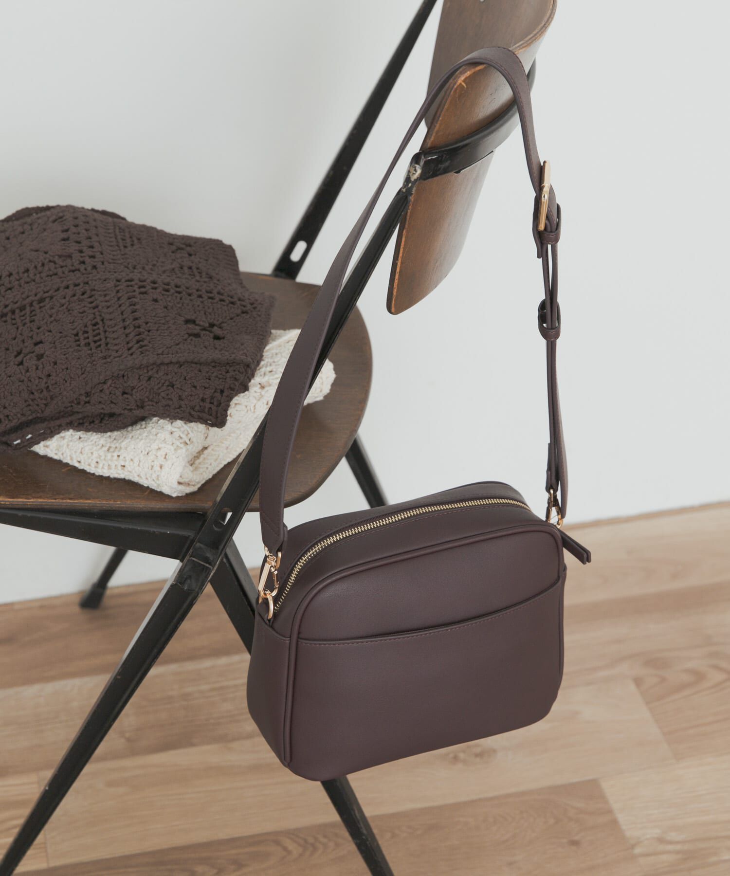 URBAN RESEARCH DOORS「2WAYスクエアショルダーバッグ」|ショルダー・メッセンジャー|レッド系その他