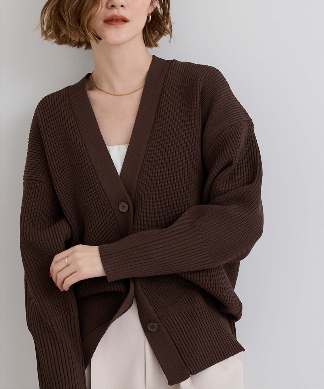 ur's「Vネックボリュームスリーブニットカーディガン」|ニット・セーター|