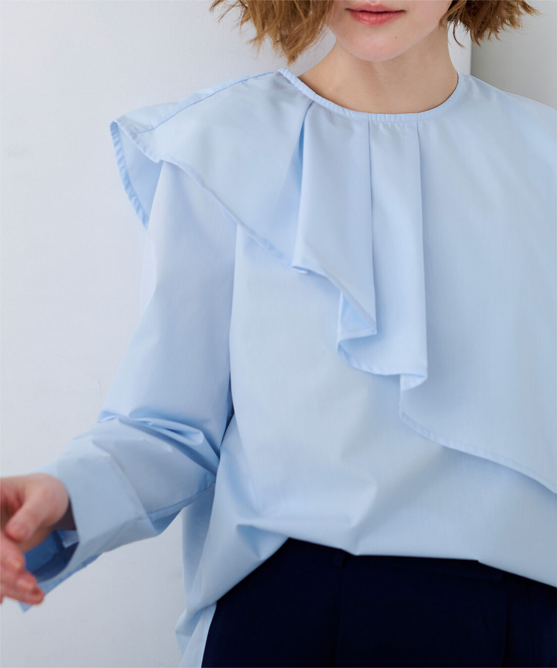 ur's「アシンメトリーラッフルデザインブラウス」|シャツ・ブラウス|