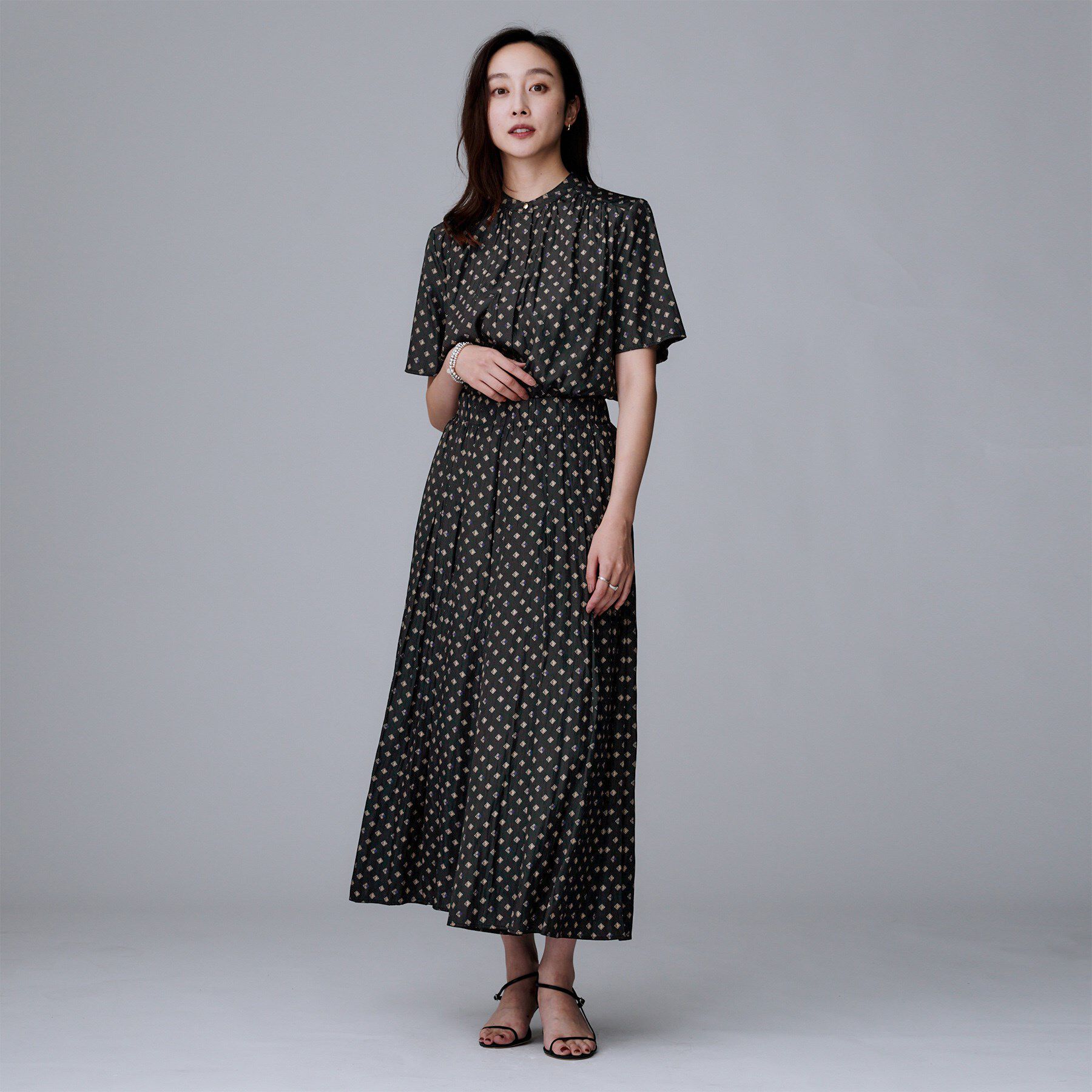 UNTITLED「【セットアップ可/ウエストゴム/リラクシー】スクエアジオメ柄スカーチョ」|その他|