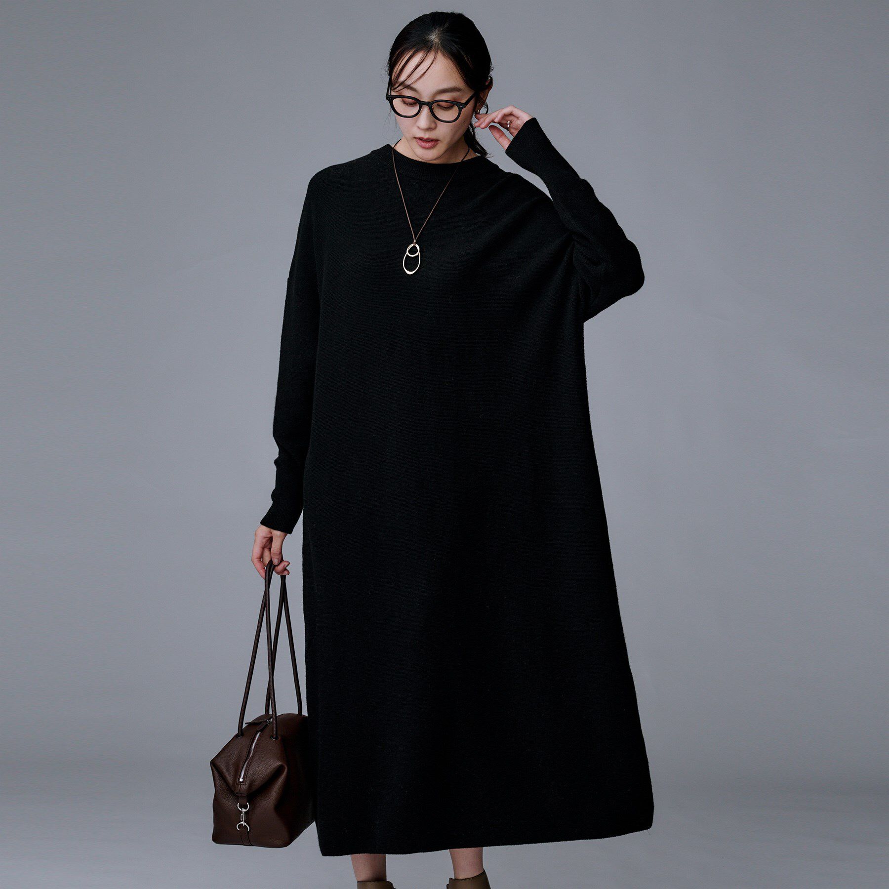 UNTITLED「【ロング丈/ゆったりシルエット】テントライン ニットワンピース」|ワンピース|