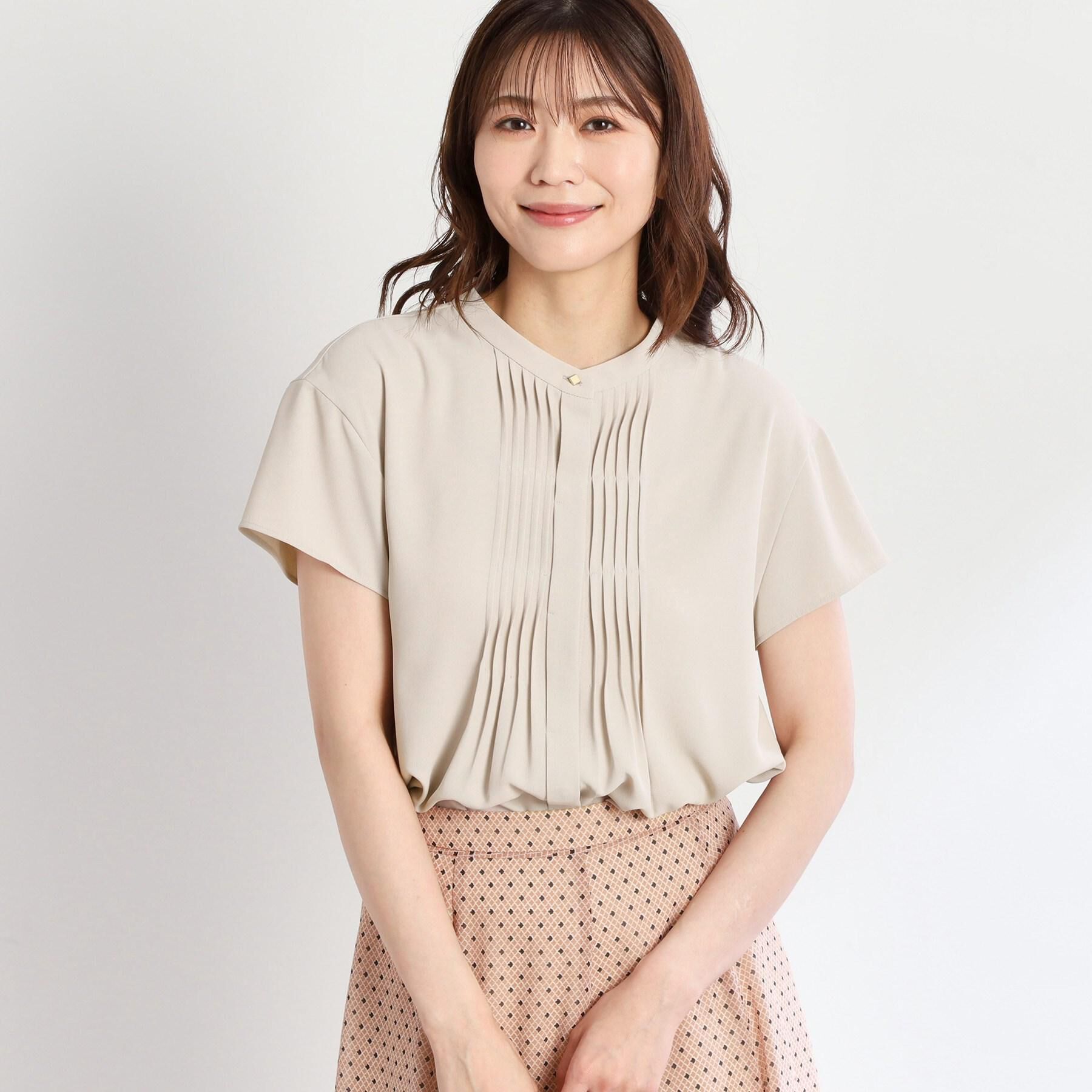 Reflect「【インナーに◎／すっきり見え！長め丈】タックデティールブラウス」|シャツ・ブラウス|