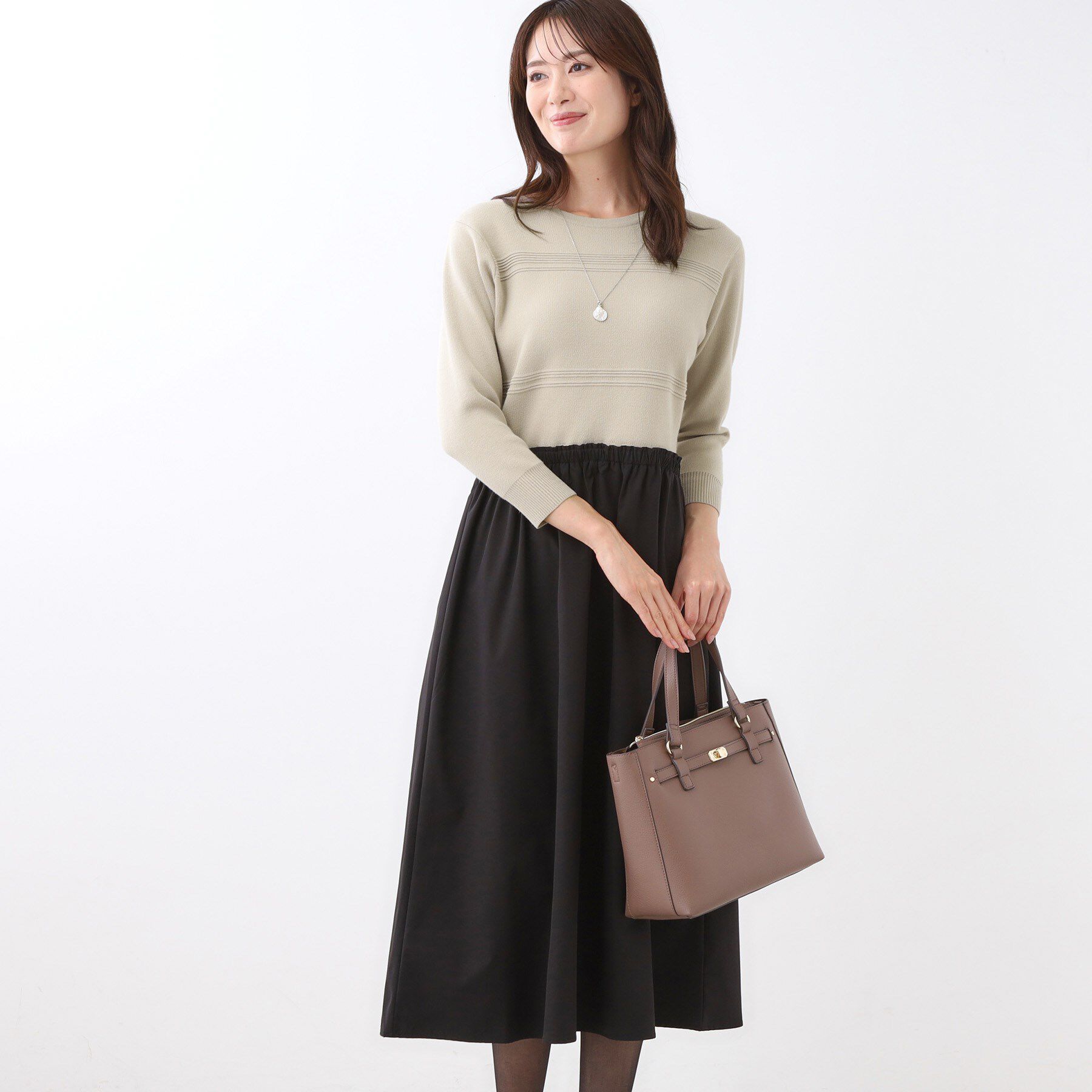 Reflect「【一枚で着映える◎／セットアップ可】ニット&times;タフタドッキングワンピース」|ワンピース|グレージュ(050)