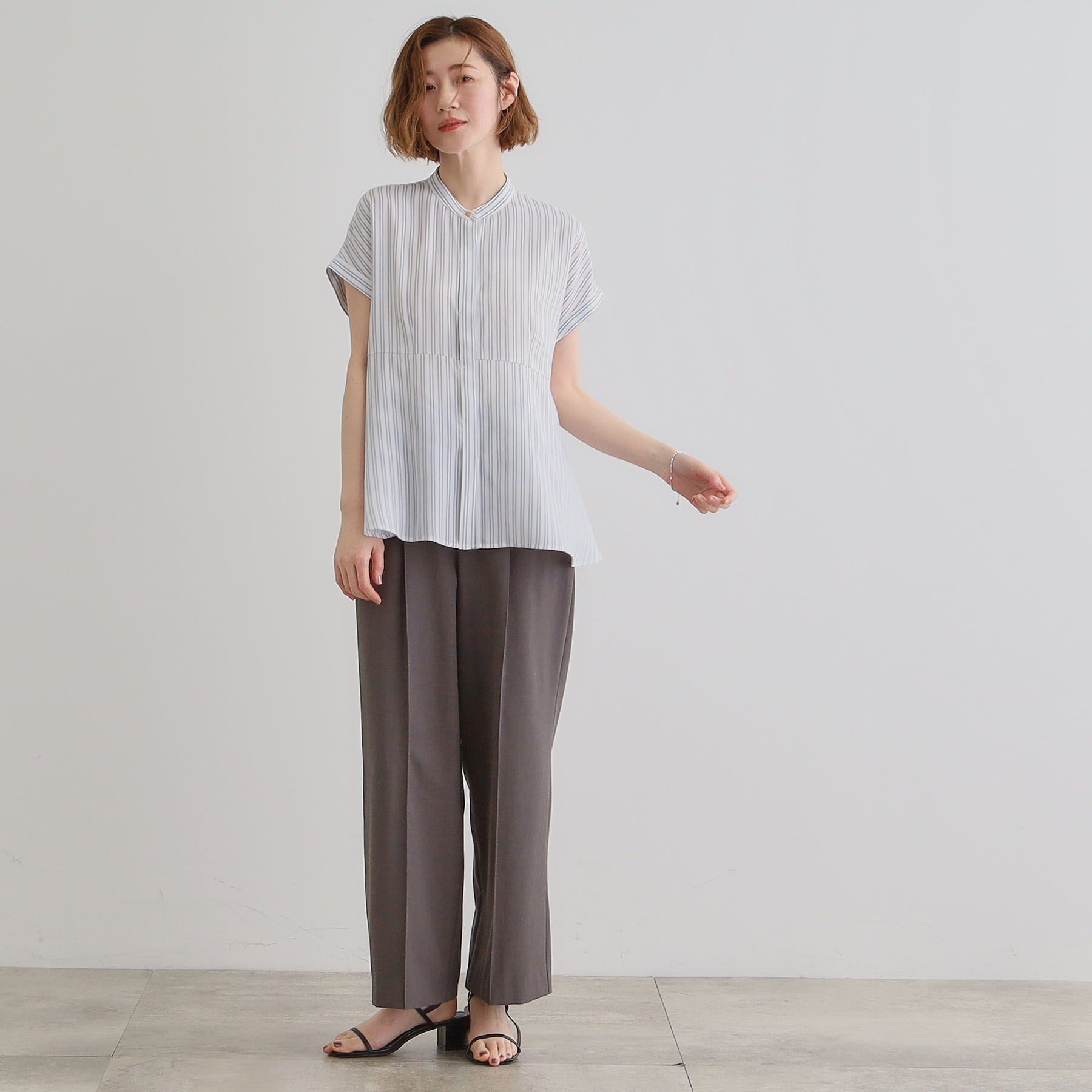 grove「きちんと感もこなれ感も1枚で叶う　優秀ペプラムシャツブラウス」|シャツ・ブラウス|