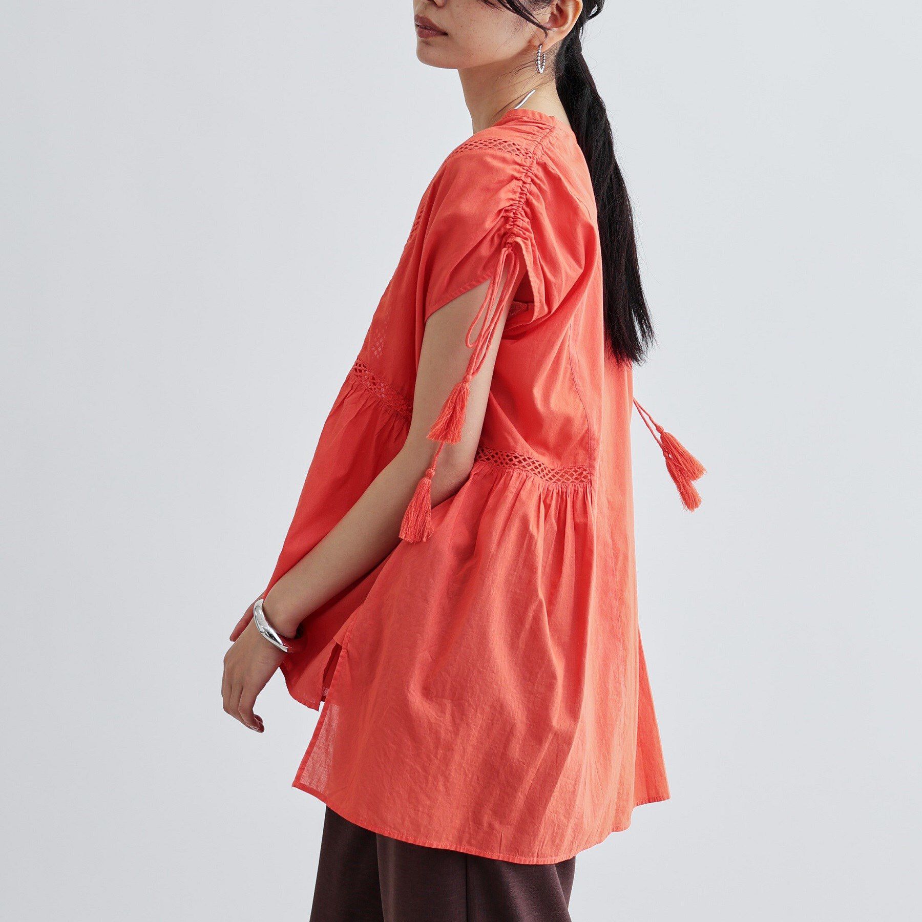 GALLEST「シャーリングスリーブコットンブラウス」|シャツ・ブラウス|