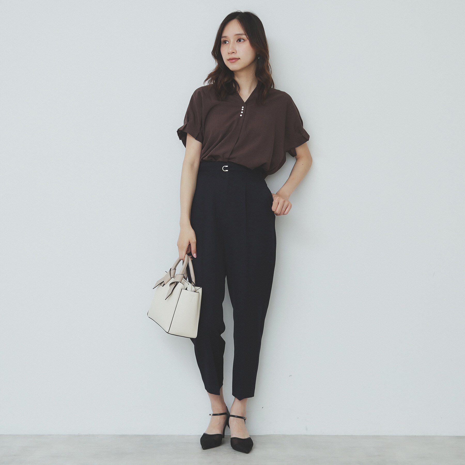 index「《7色展開/XS-LLサイズ》タックスリーブスキッパーブラウス【洗濯機洗い可/吸水速乾/抗ピル/防シ」|シャツ・ブラウス|