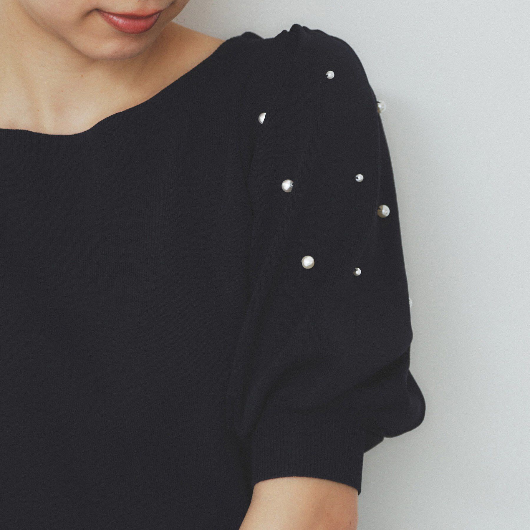 index「ドライタッチ パール調パフスリーブニット【洗濯機洗い可/UVケア/抗ピル/接触冷感】」|ニット・セーター|