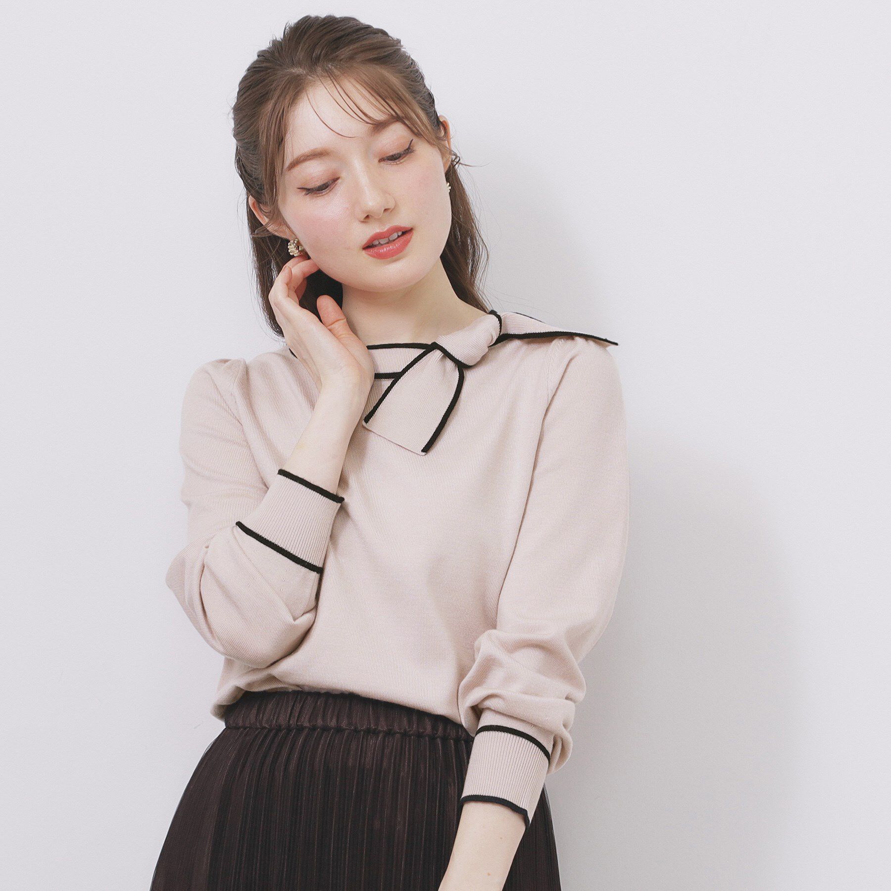 index「サイドリボンバイカラーニット【洗濯機OK】」|ニット・セーター|グレージュ(550)