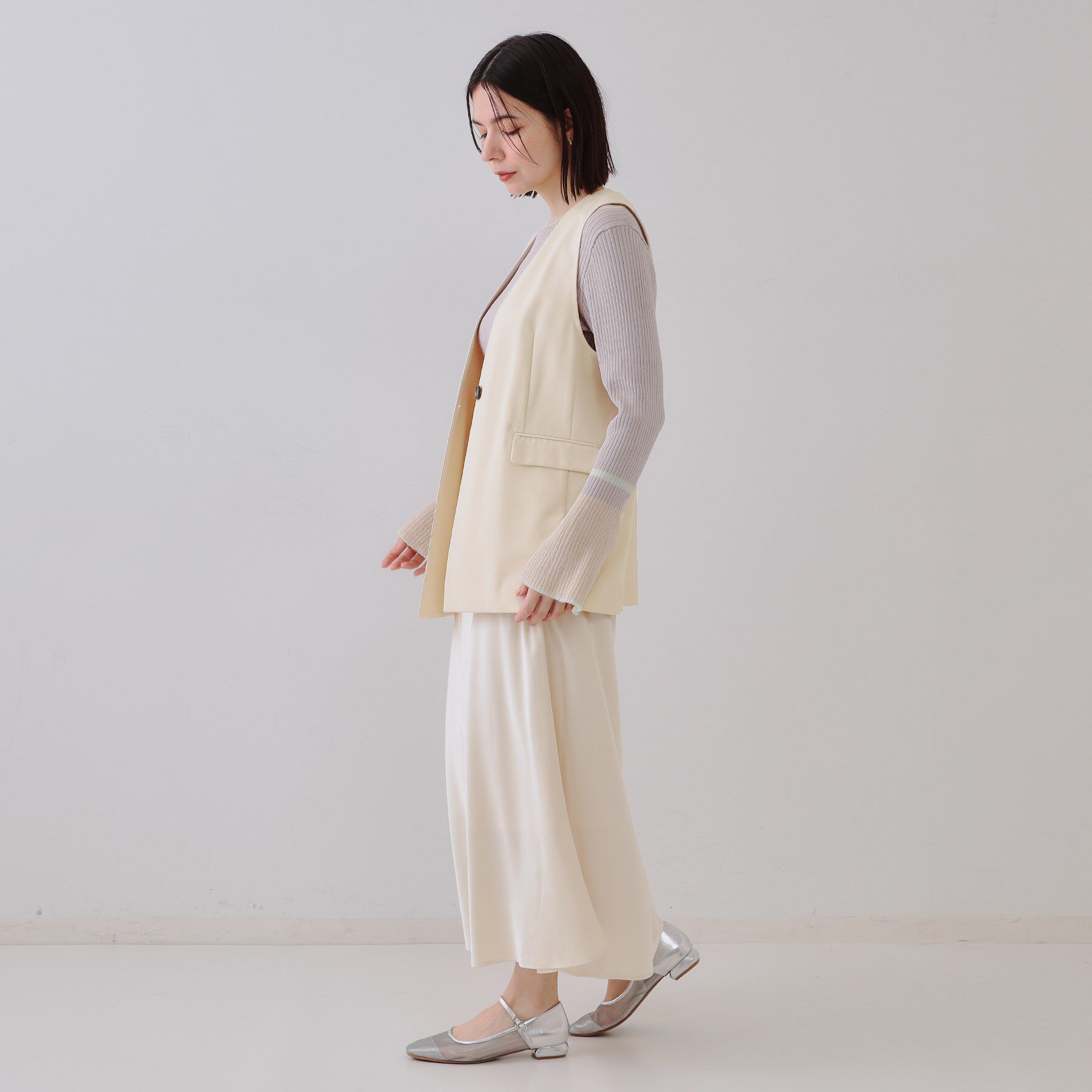 OPAQUE.CLIP「ノーカラーVネックジレ/セットアップ対応【洗濯機洗い可】」|ベスト・ジレ|