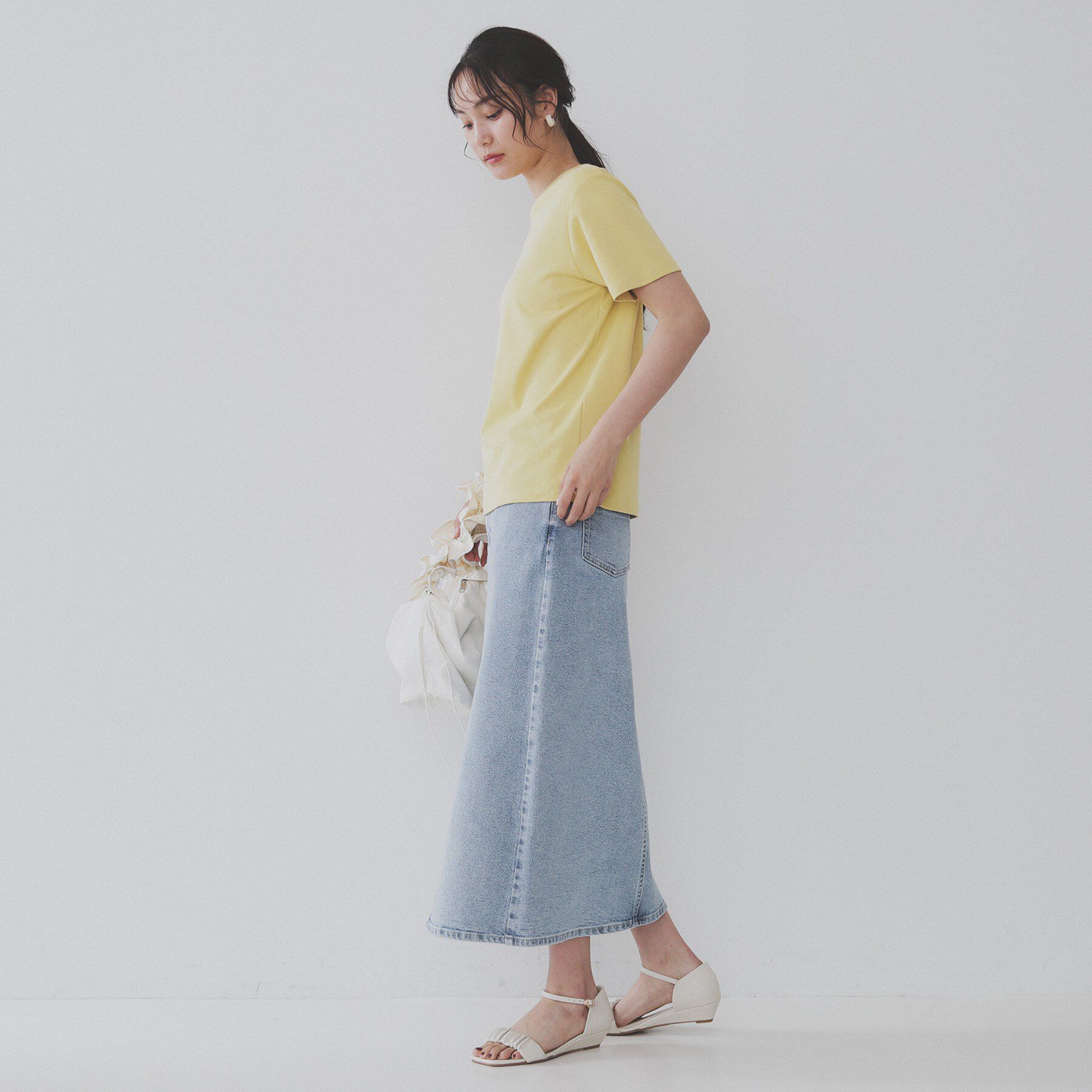 OPAQUE.CLIP「刺繍＆スパンコールロゴTシャツ【洗濯機洗い可】」|Tシャツ・カットソー|