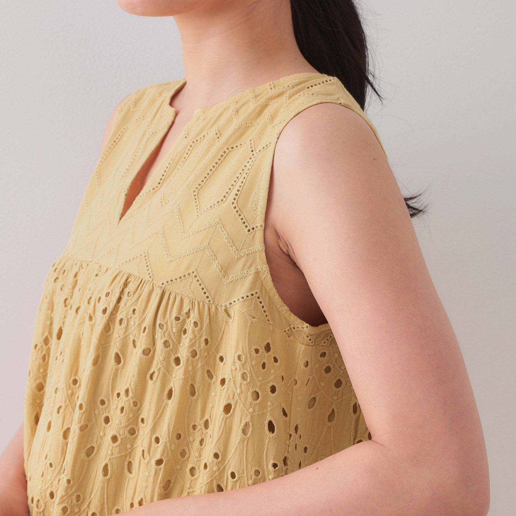 OPAQUE.CLIP「インドコットンアイレット刺繍ティアードワンピース【洗える】」|ワンピース|