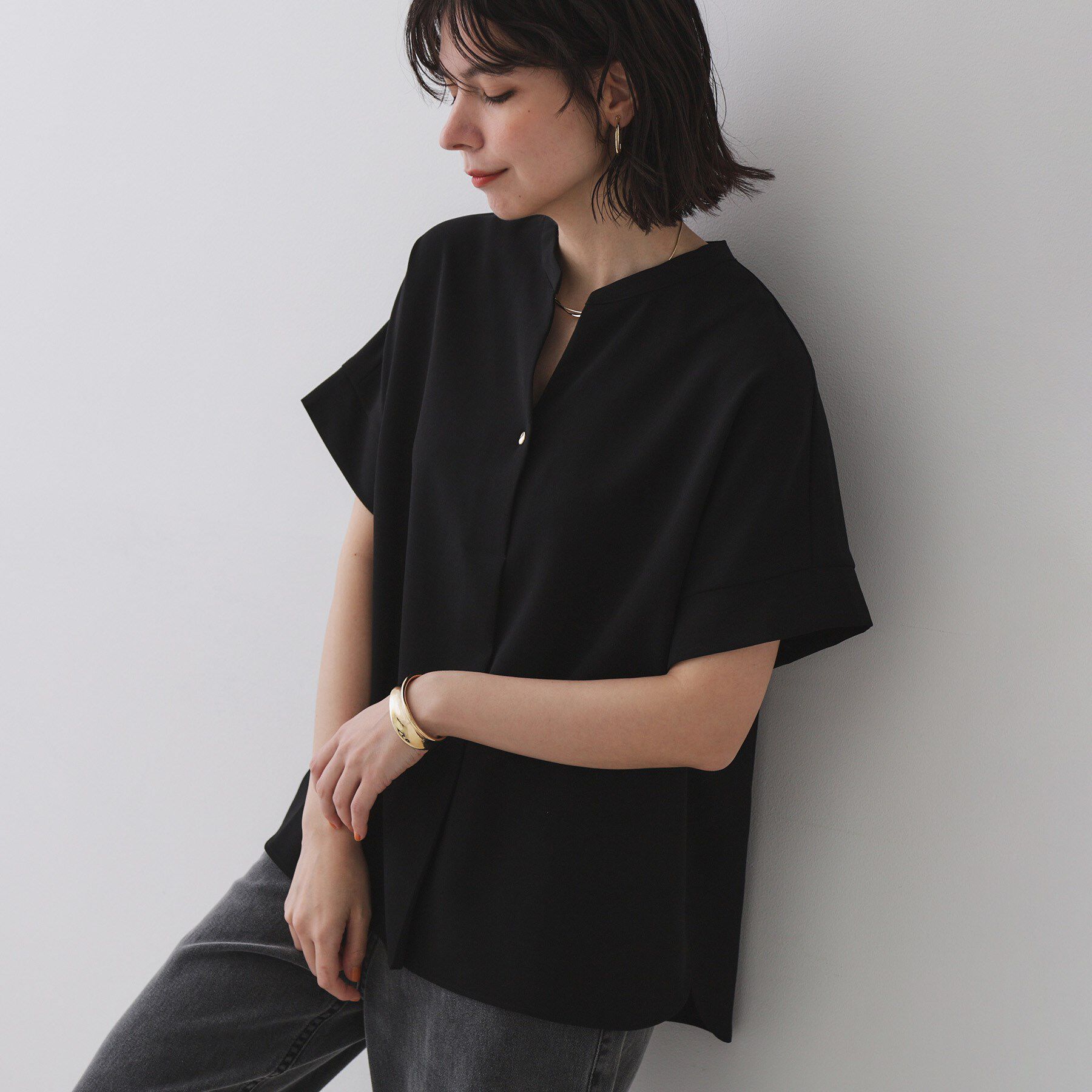 OPAQUE.CLIP「《5色展開/SS-LLサイズ》スキッパー金ボタンブラウス/セットアップ対応【防シワ/ストレッチ/洗濯」|シャツ・ブラウス|